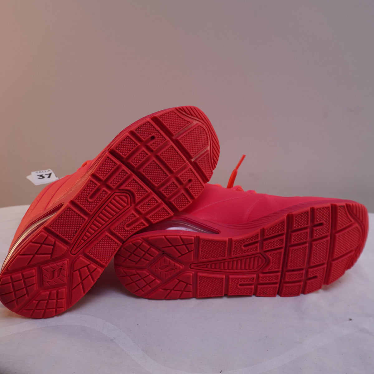 Zapatillas Skechers para Mujer Usadas - Naranja, Talla 37