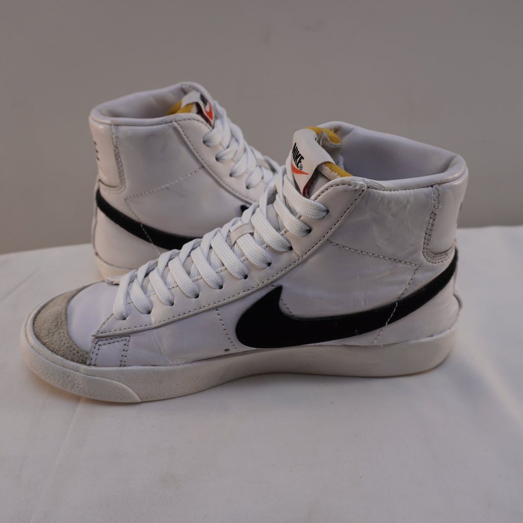 Zapatillas Nike para Mujer Usadas - Blanco, Talla 38