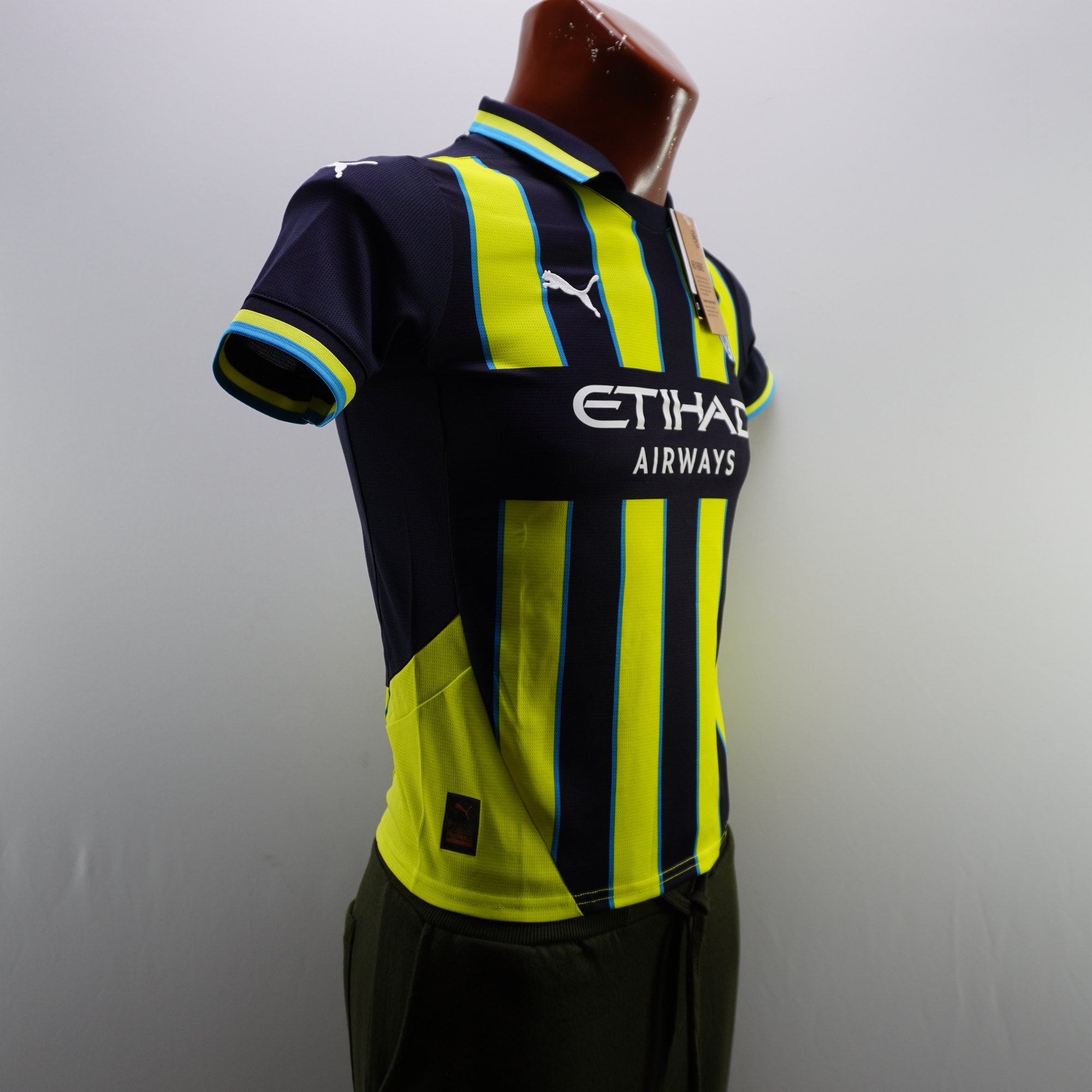 Camiseta de Manga Corta Puma Manchester para Niños Usada - Negra, Talla 152