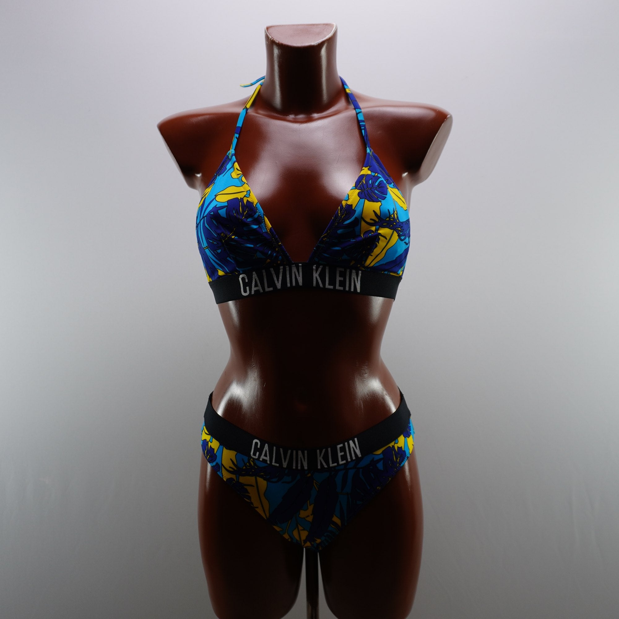 Parte Superior de Traje de Baño Calvin Klein para Mujeres Usada - Multicolor, S
