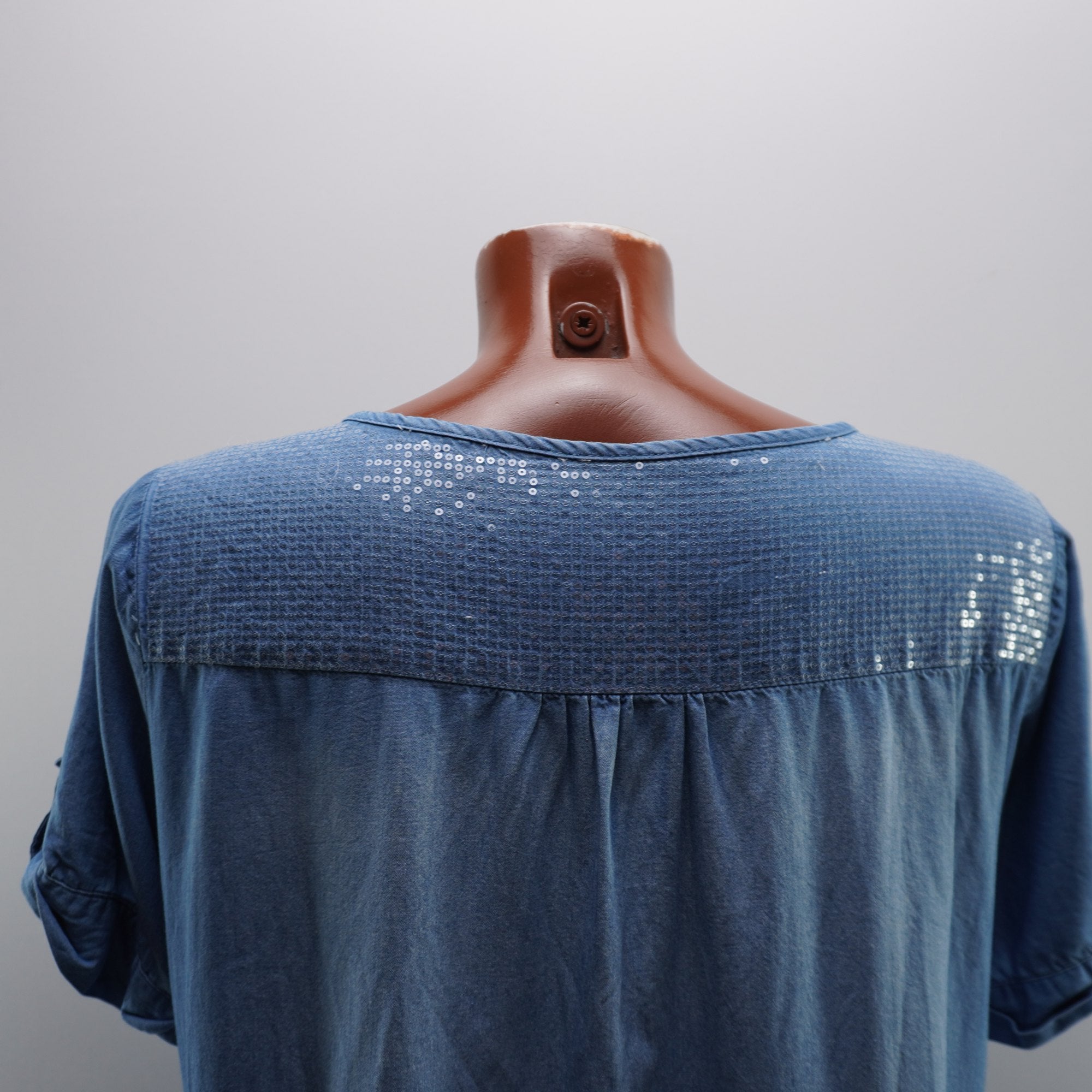 Camiseta de Manga Corta Anany para Mujer Usada - Azul, M