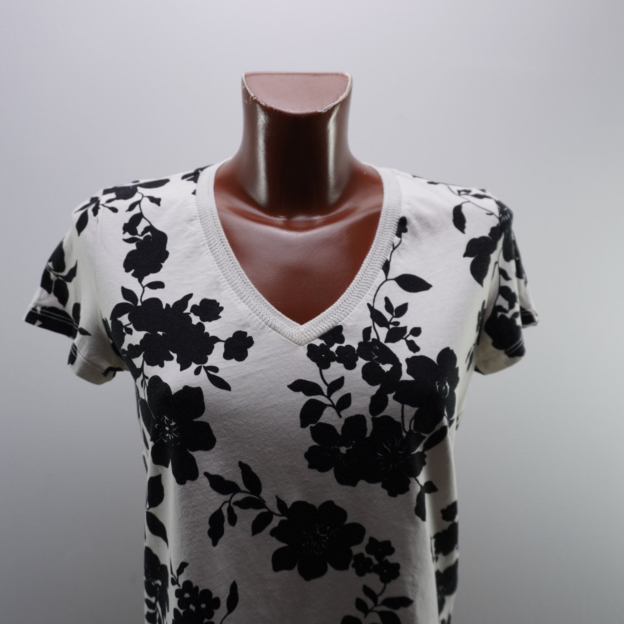 Camiseta de Manga Corta Hall Hubber para Mujer - Blanco, M (Usada en muy buen estado)