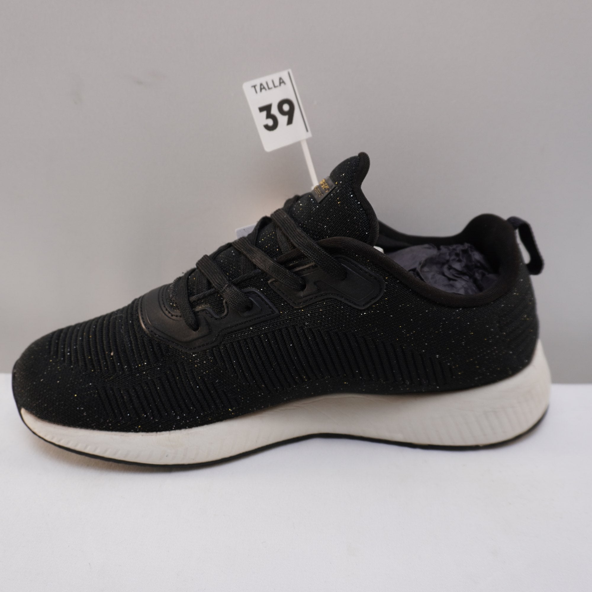 Zapatillas Skechers para Mujer Usadas - Negro, Talla 39