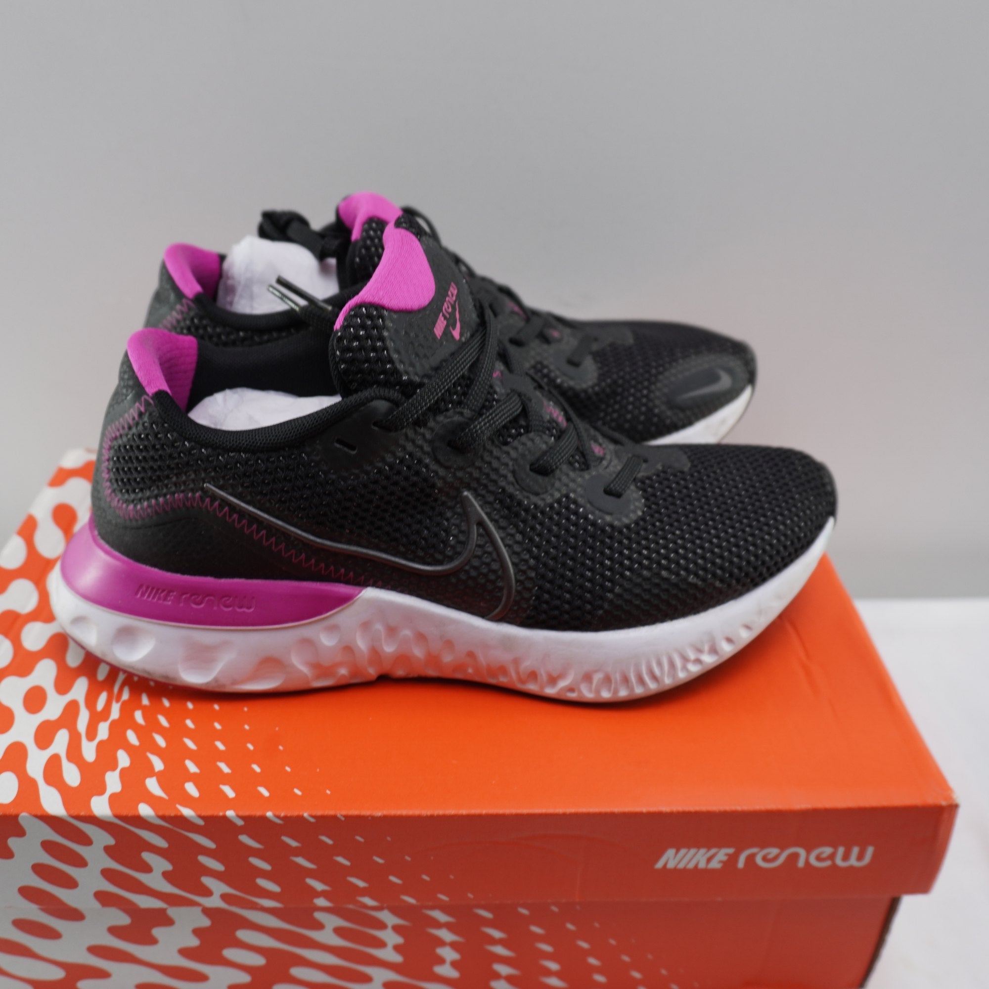 Zapatillas Nike para Mujer Usadas - Negras, Talla 38