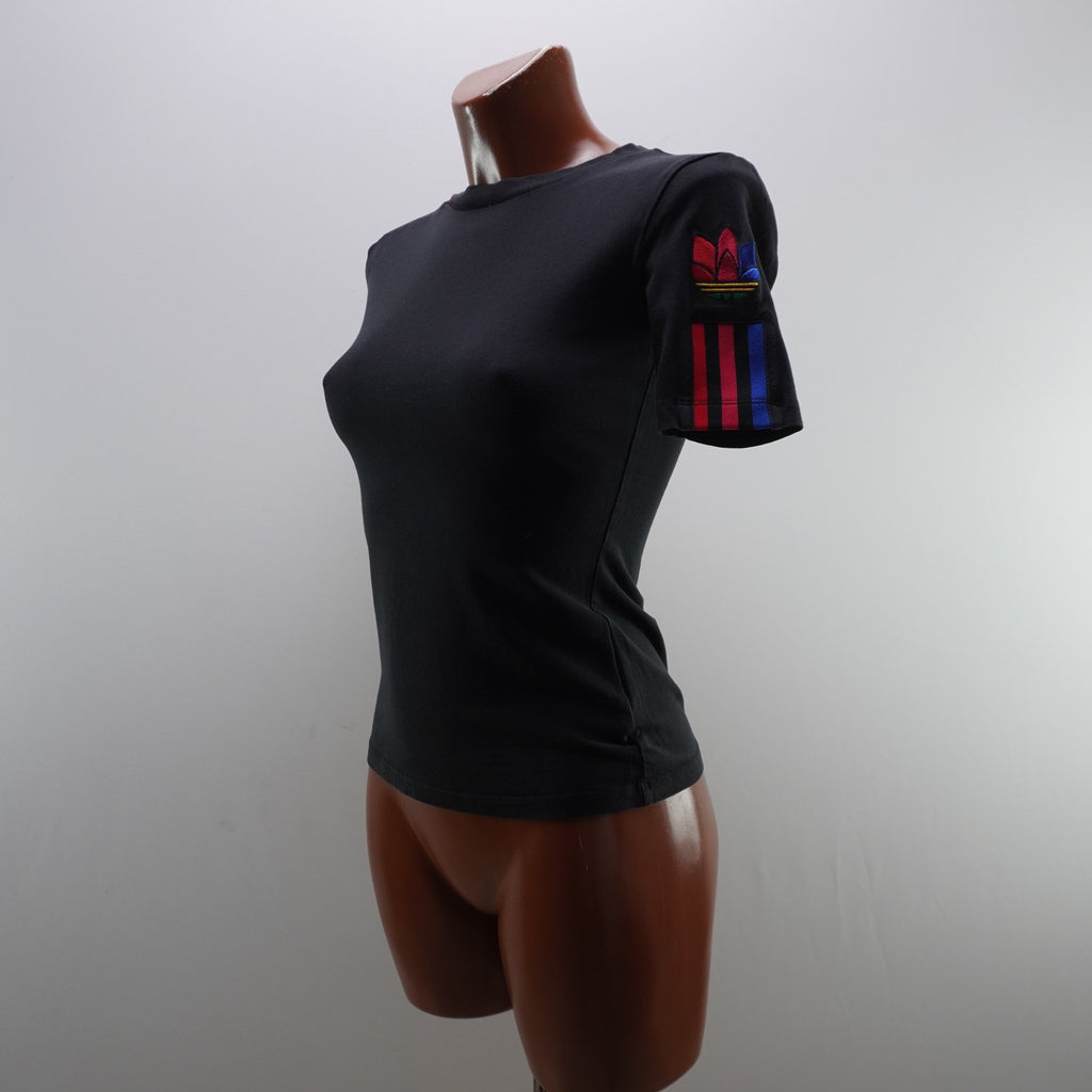 Camiseta de Manga Corta Adidas para Mujer - Negro, Talla 36, Usada en Muy Buen Estado