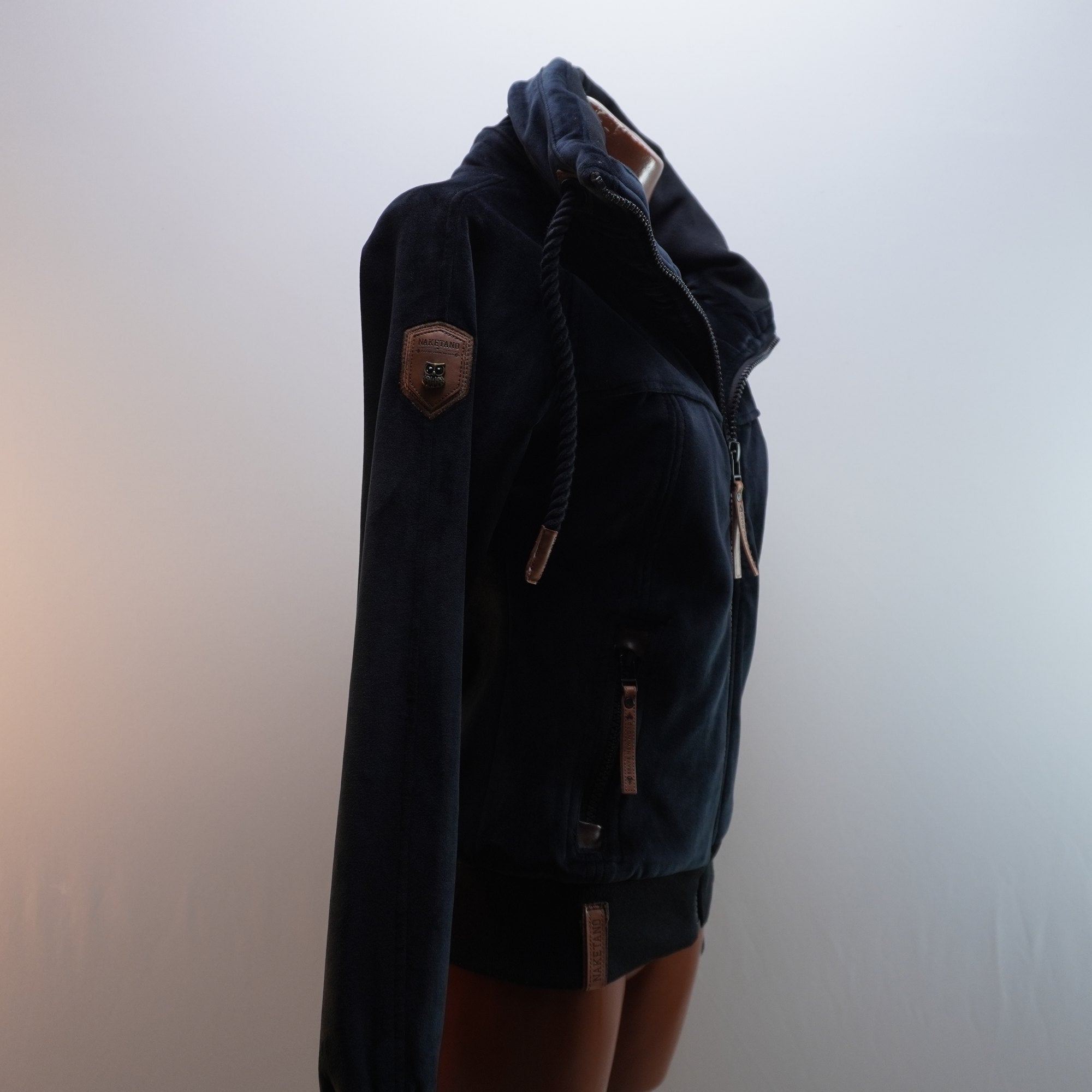 Parka Naketano para Mujer Usada - Mediana, Muy Buena Condición