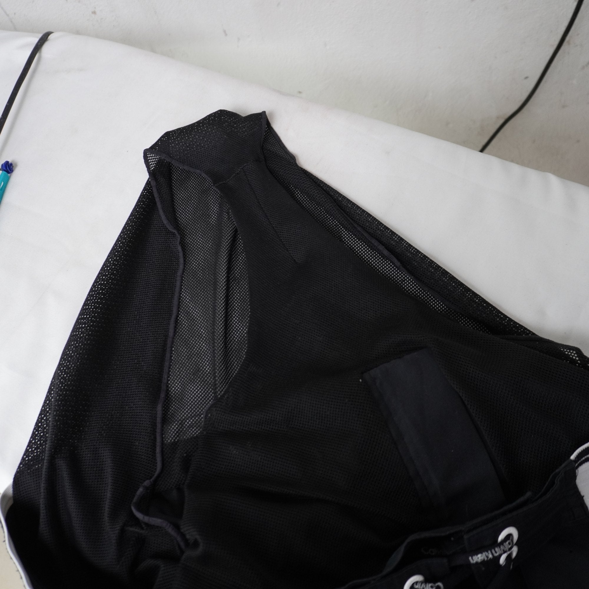Bermudas Calvin Klein para Hombre Usadas - Negro, XL