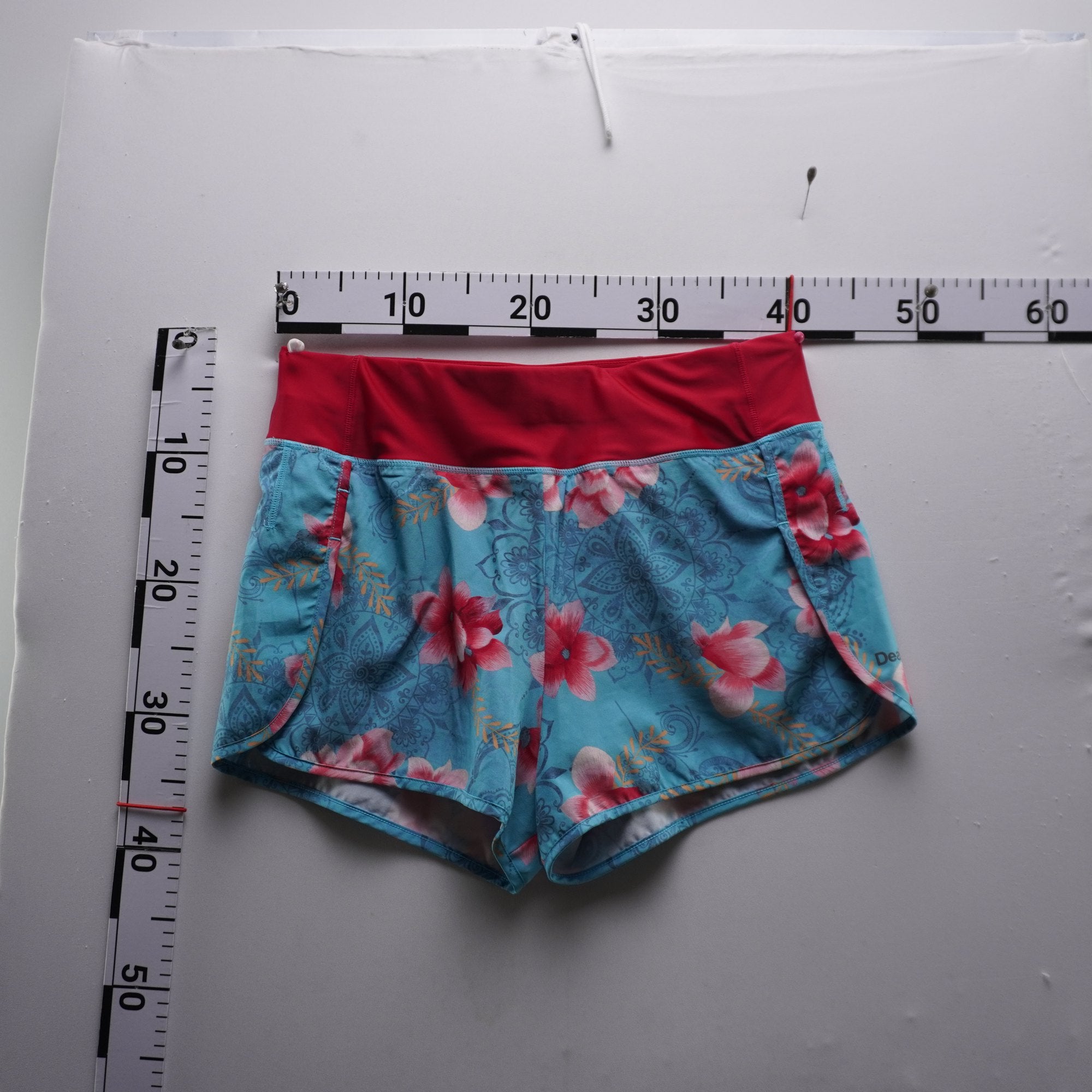 Bermudas Desigual para Mujer Usadas - Multicolor, L