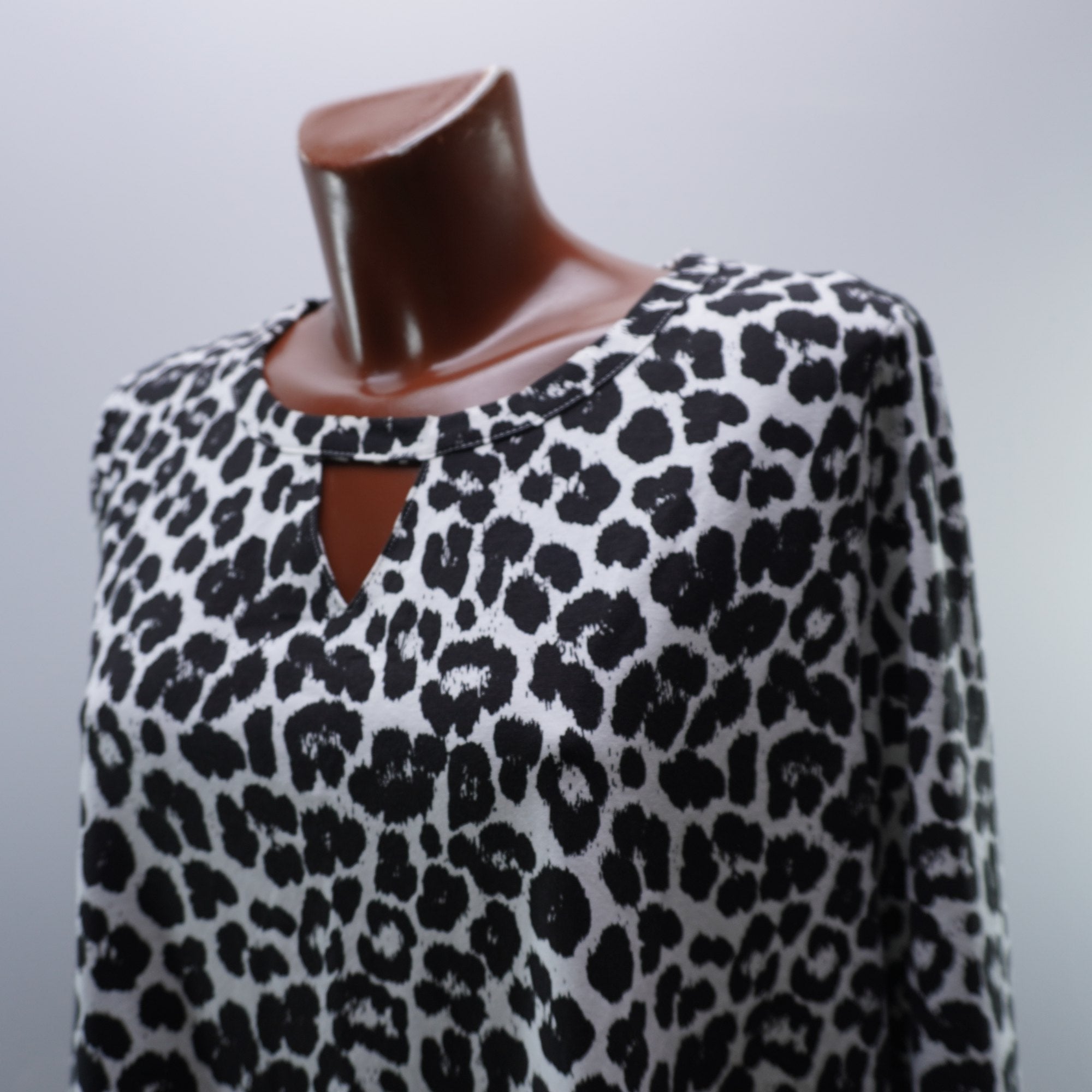Camiseta Ulla Popken para Mujer Usada - Negra, XXXL