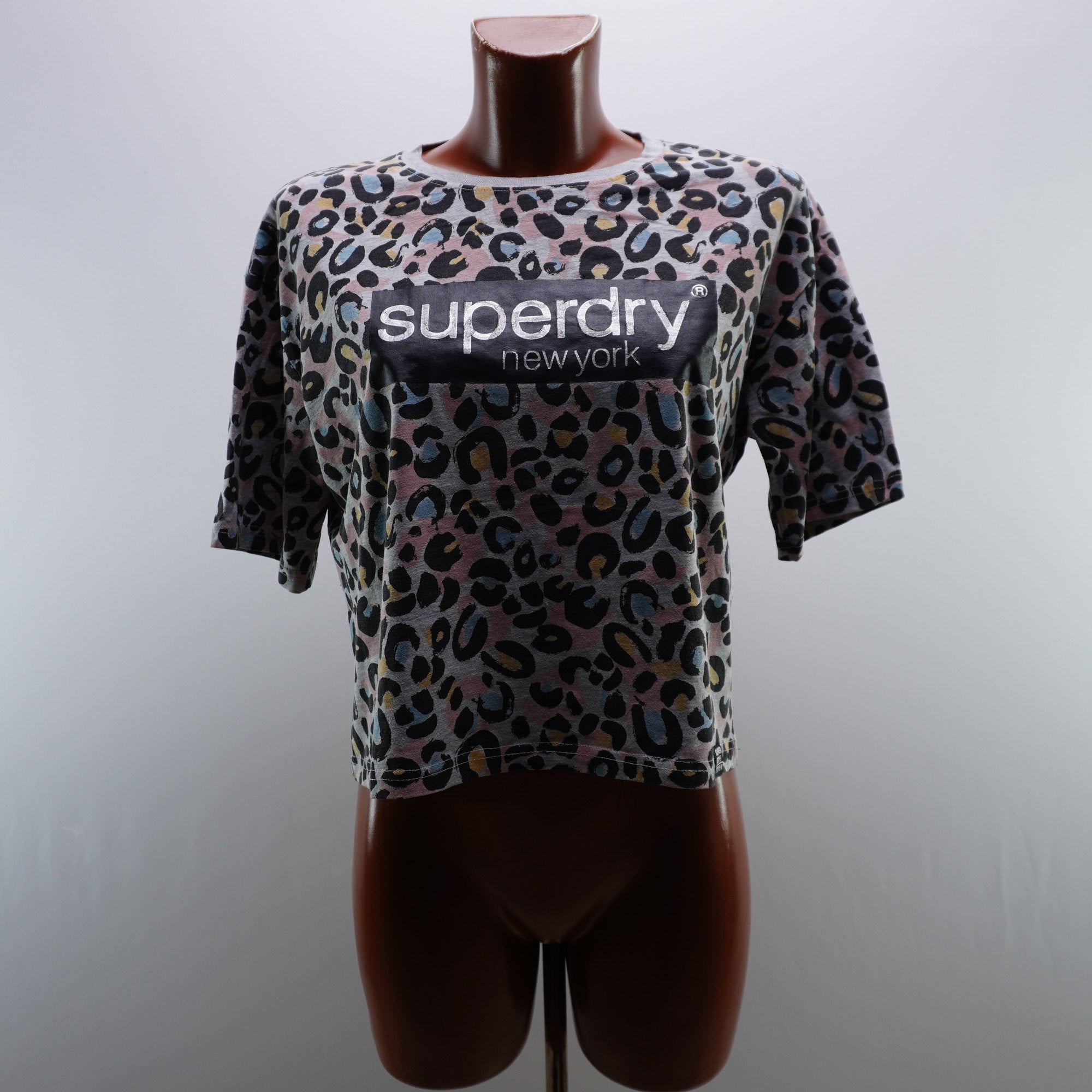 Camiseta de Manga Corta Superdry para Mujer Usada - Gris, L