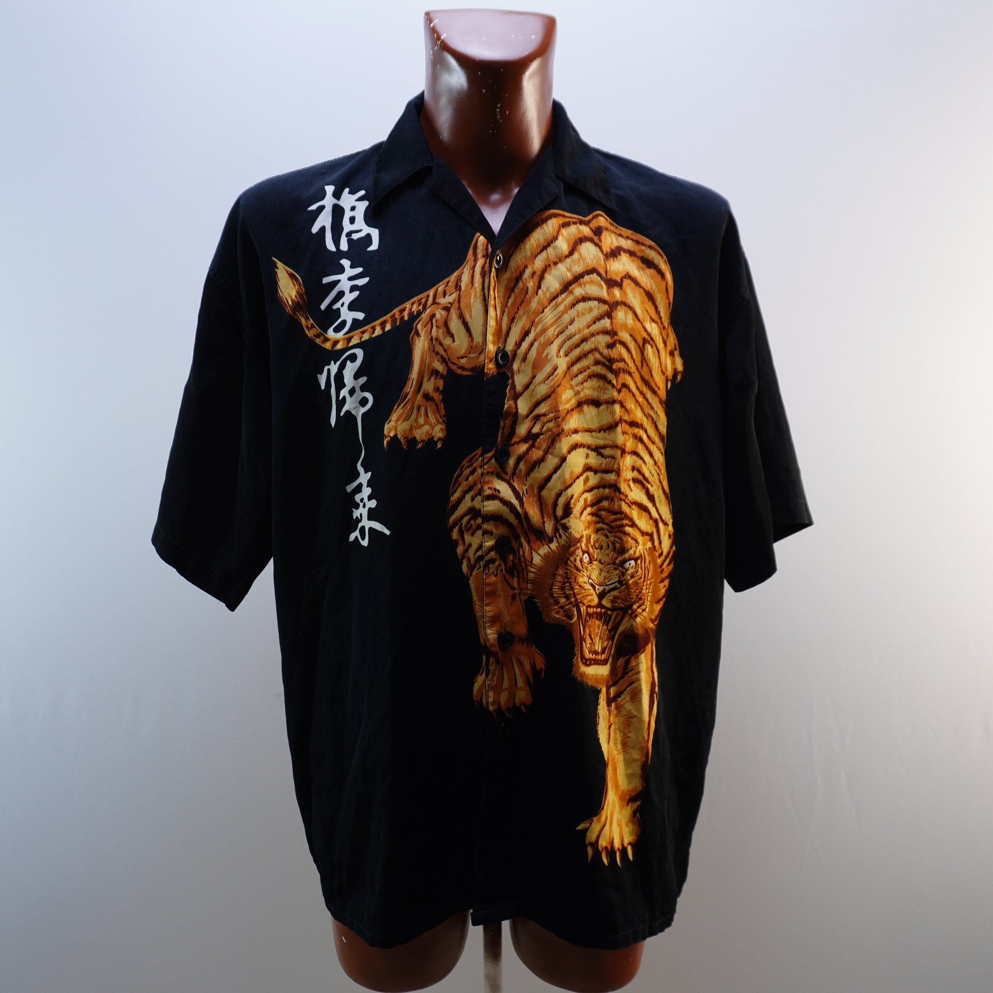 Camisa Euromoda para Hombre Usada - Negra, XL