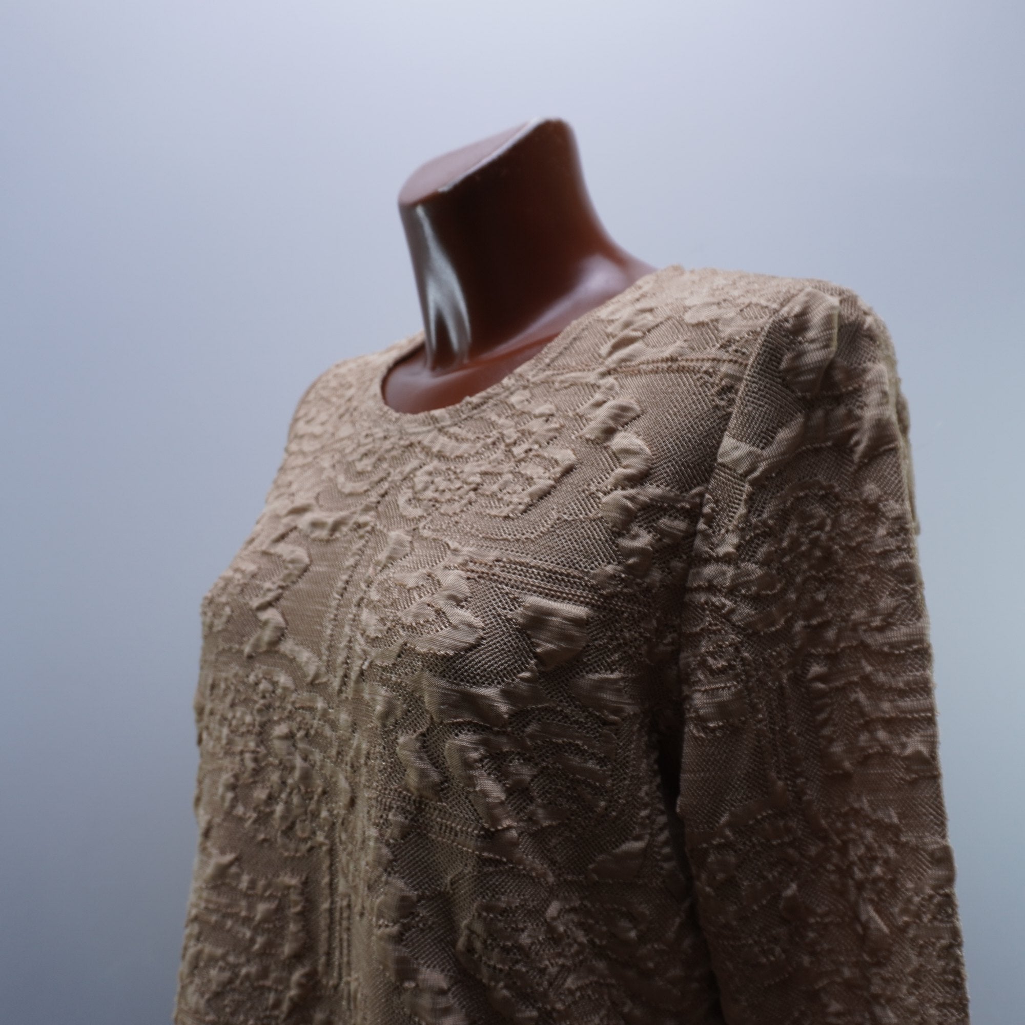 Suéter Beige Italian Style para Mujer - Mediano, Usado en Muy Buen Estado