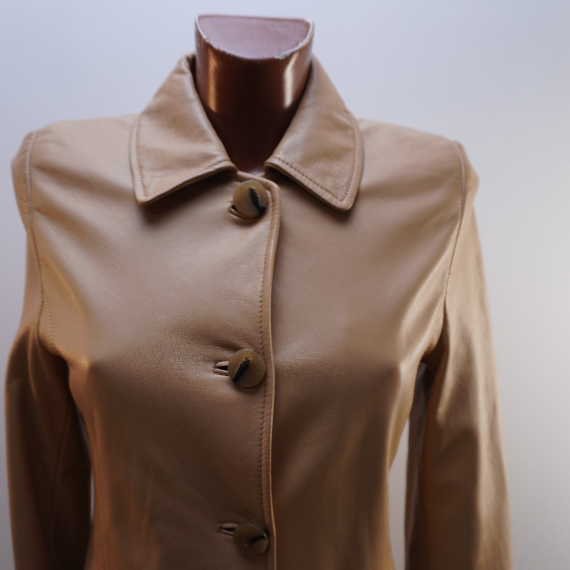 Sobretodo Pepe Nieto para Mujer Usado - Beige, S
