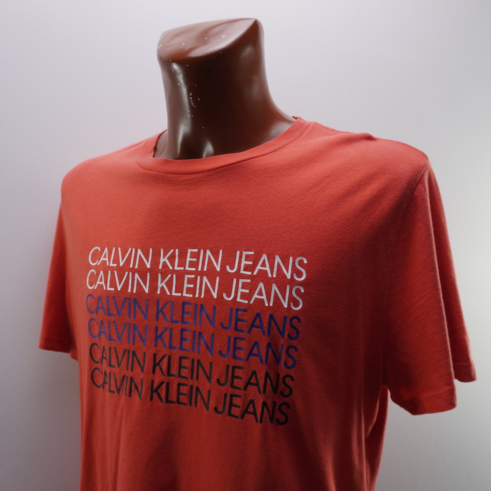 Camiseta de Manga Corta Calvin Klein para Hombre - Naranja, L, Usada en Muy Buen Estado
