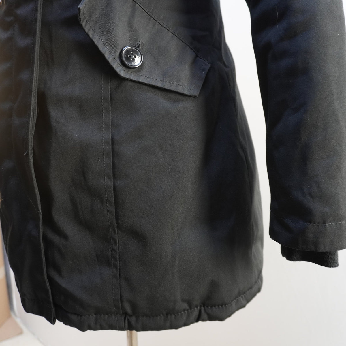 Parka Venue para Mujer Usada - Negra, XS
