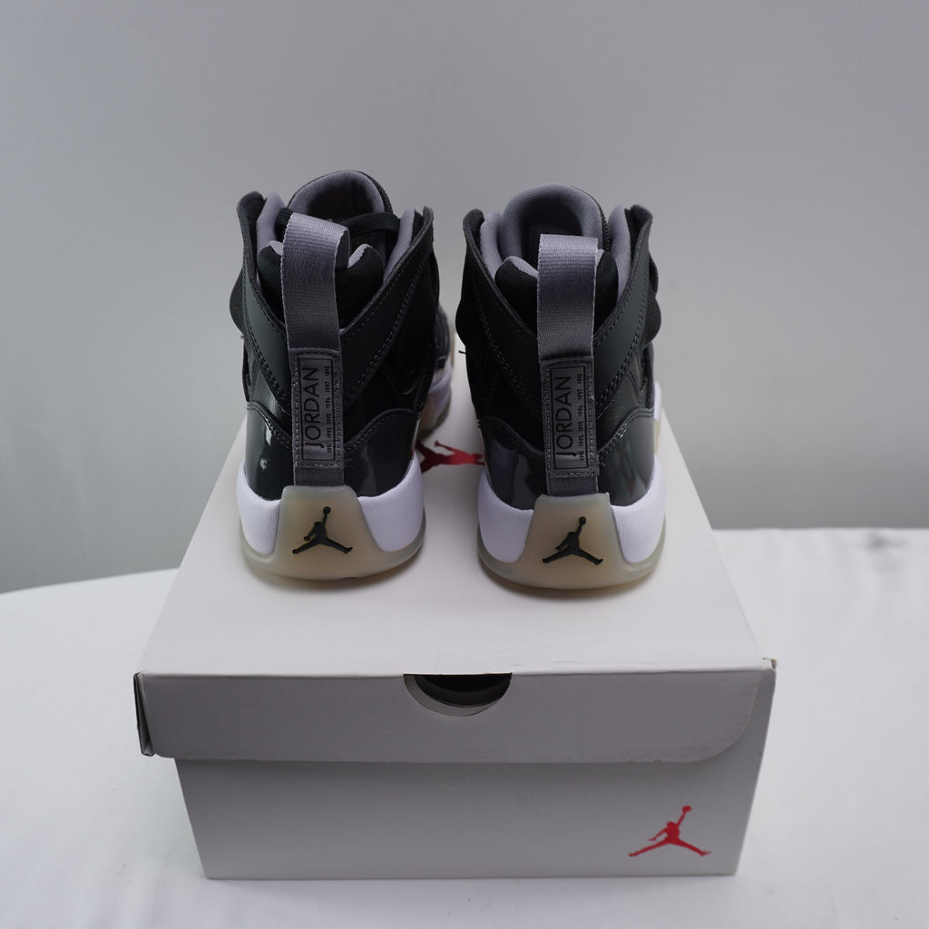 Zapatillas Jordan para Hombre Usadas - Negros, Talla 39