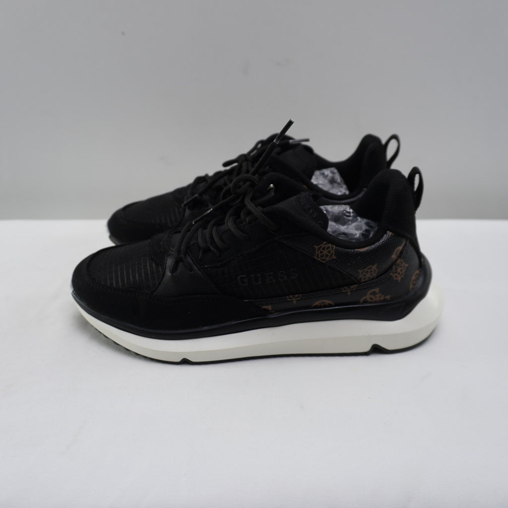 Zapatillas Guess para Mujer Usadas - Negro, Talla 39