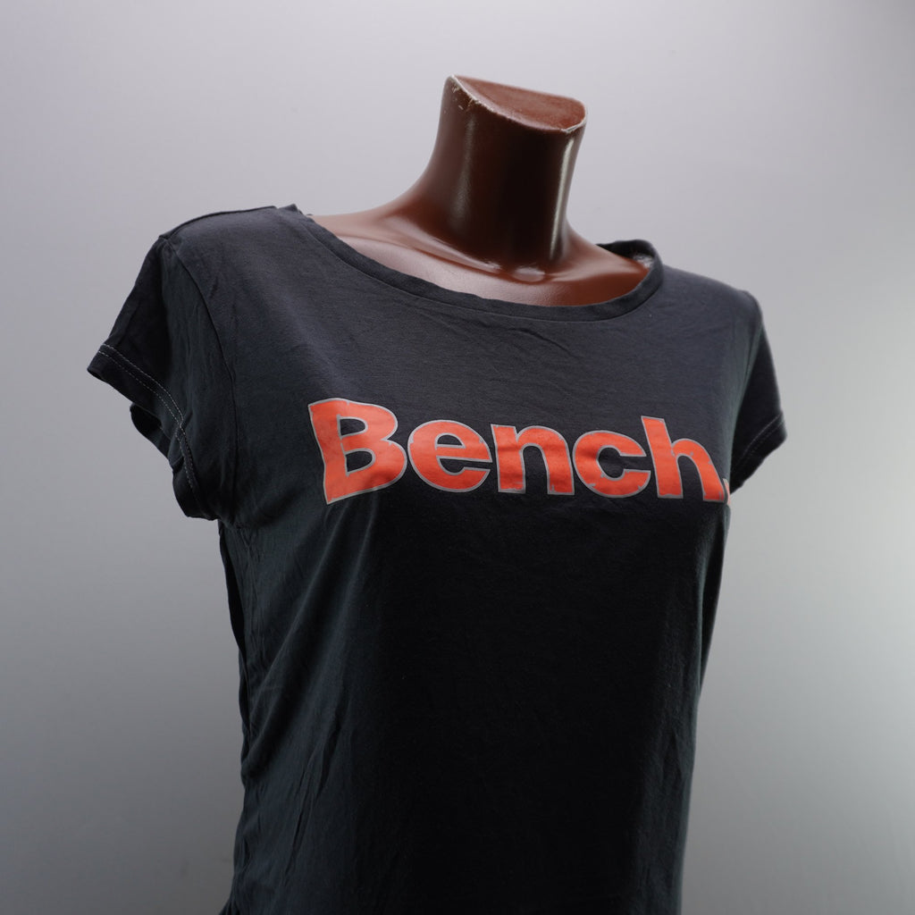 Camiseta Bench para Mujer Usada - Negra, M
