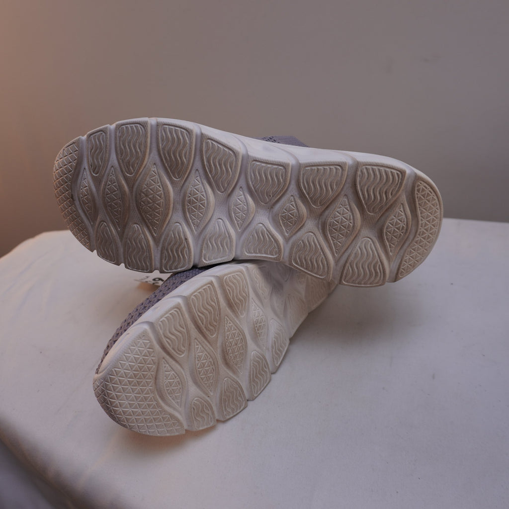 Zapatillas Nuevas para Mujer - Gris, Talla 39