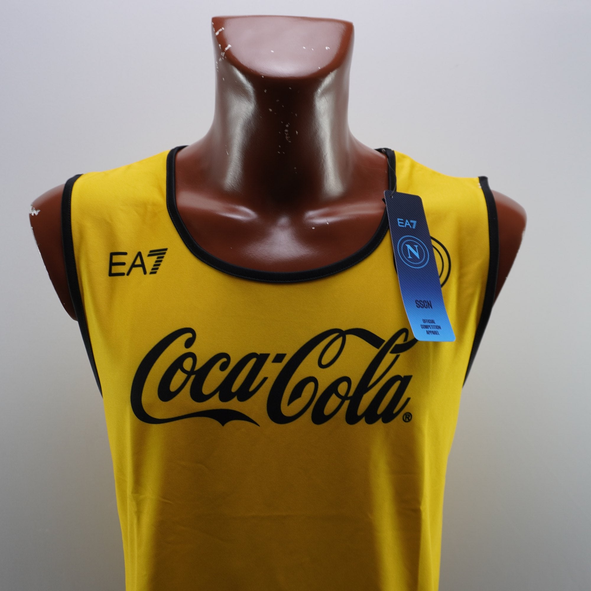 Camiseta de Manga Corta Amarilla para Hombre - XL Usada en Buen Estado