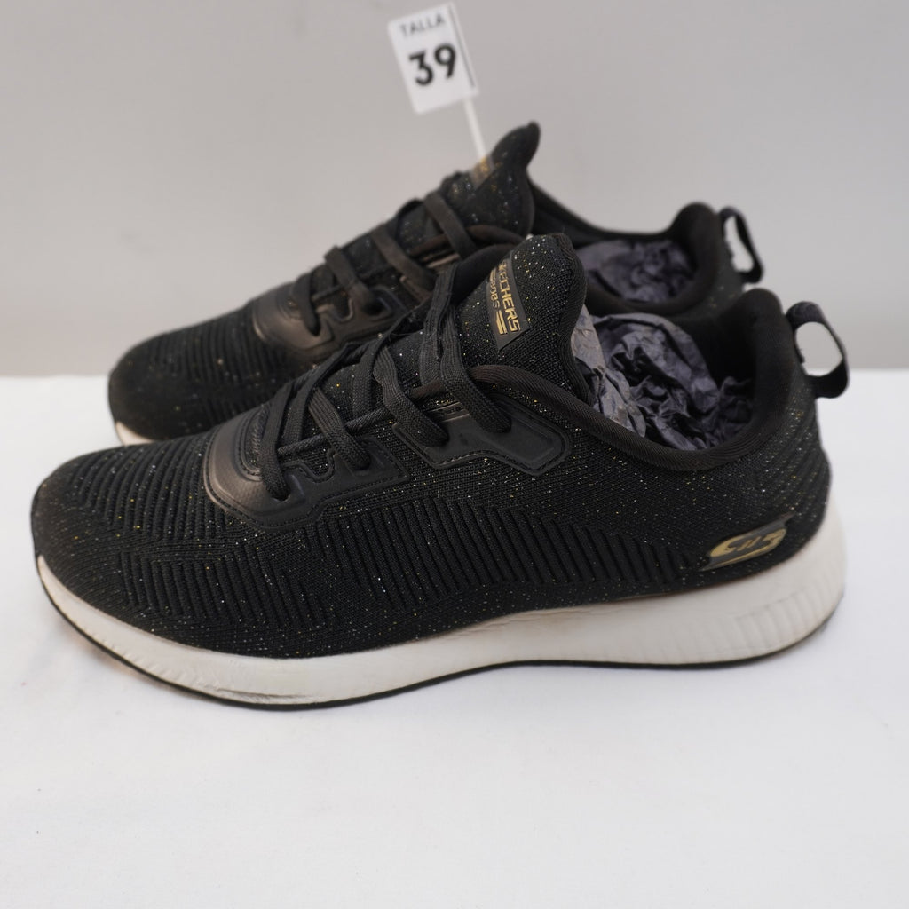 Zapatillas Skechers para Mujer Usadas - Negro, Talla 39