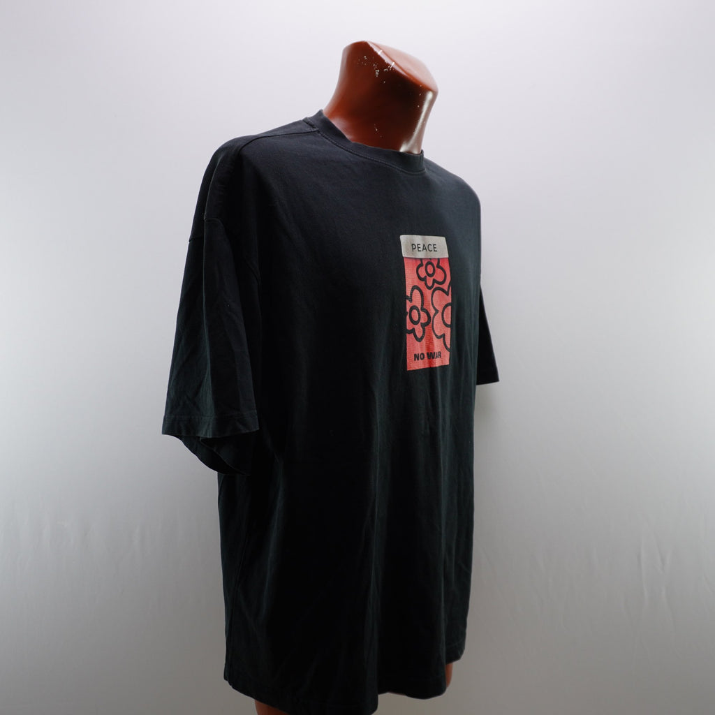 Camiseta de Manga Corta Upscale para Hombre Usada - Negra, XL