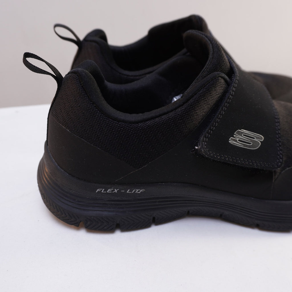Zapatillas Skechers para Mujer Usadas - Negro, 40