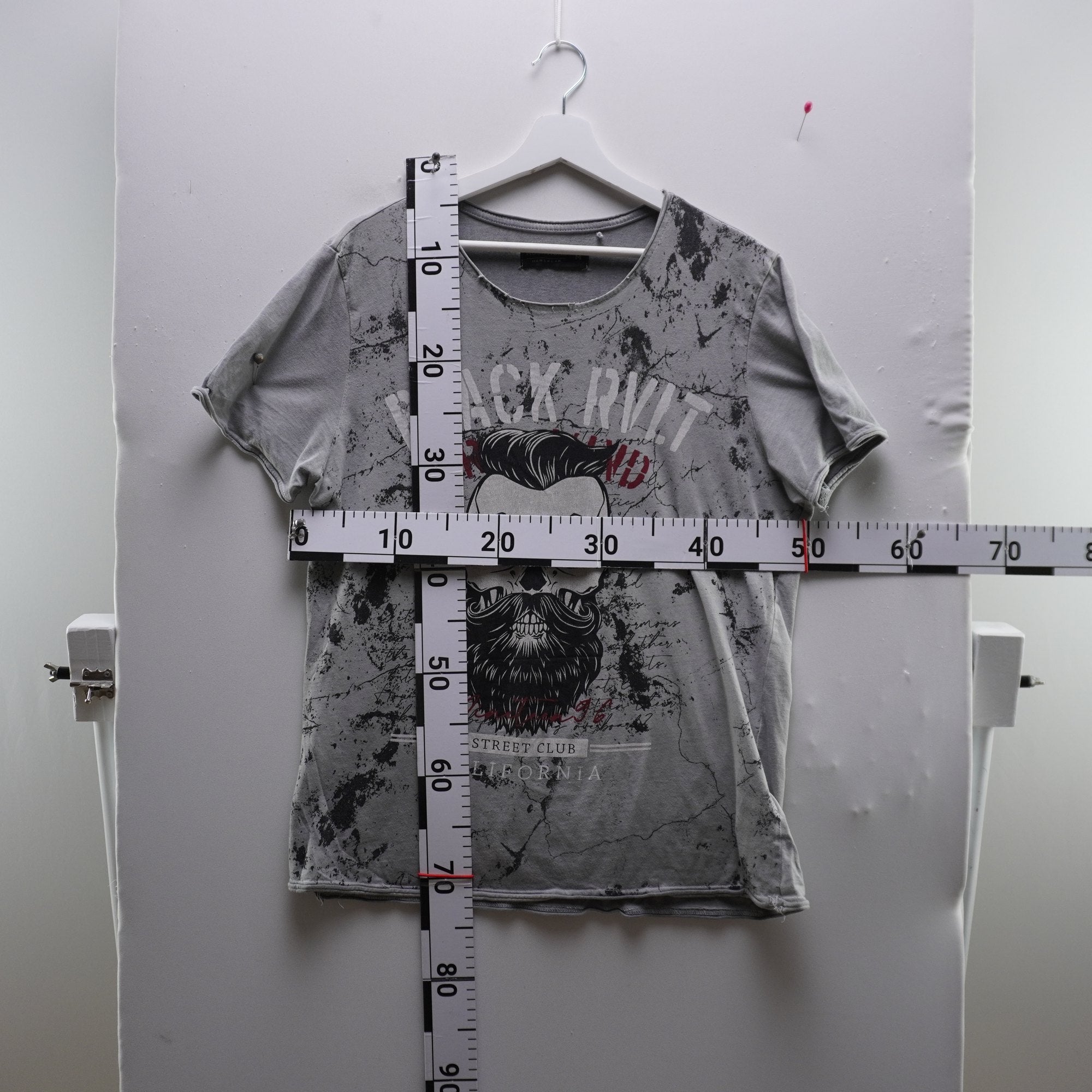 Camiseta de Manga Corta Much More para Hombre Usada - Gris, M