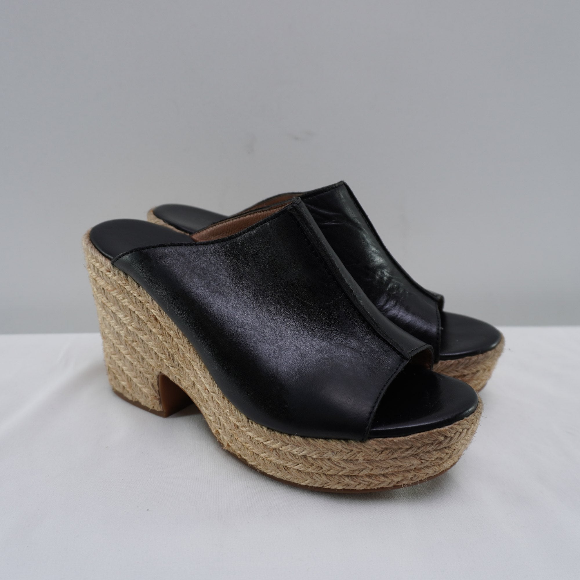 Sandalias Bimba y Lola para Mujer Usadas - Negro, Talla 38