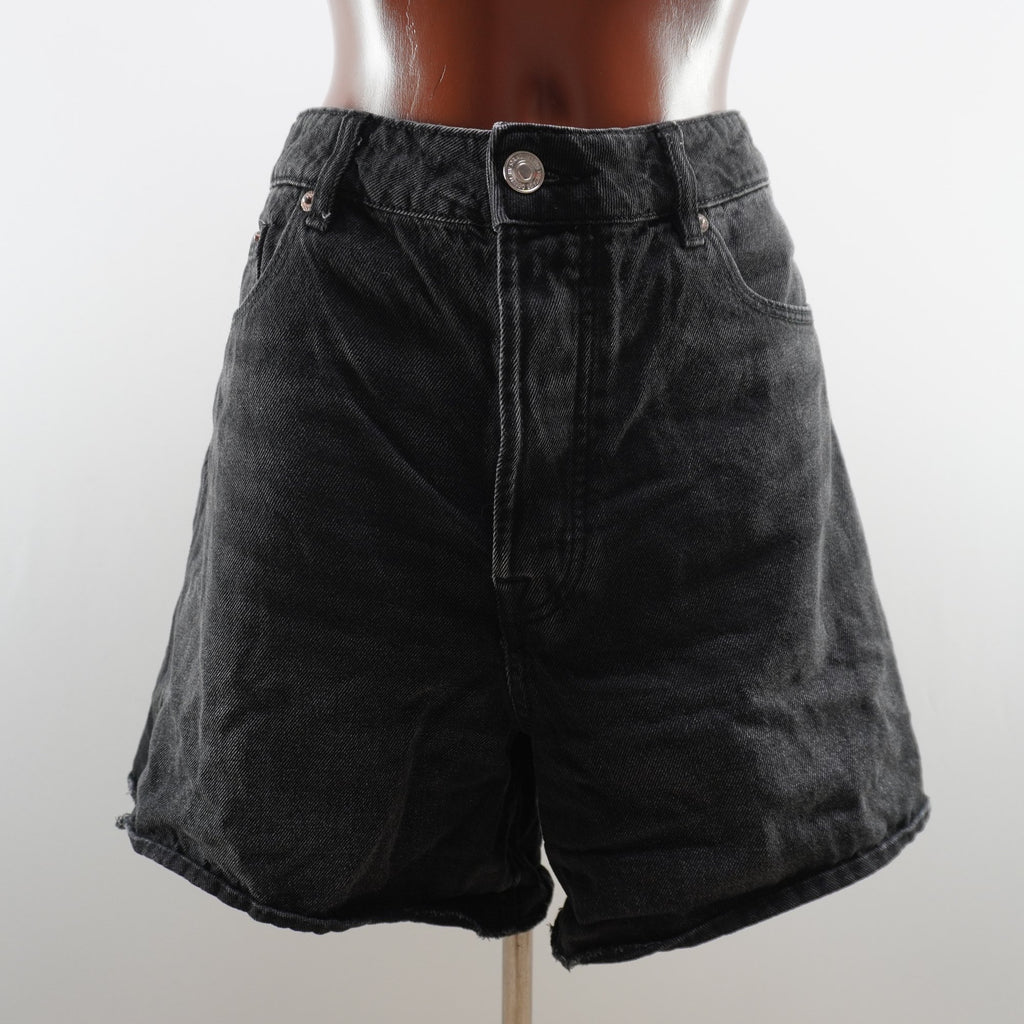 Pantalones Cortos Vaqueros Stradivarius para Mujer Usados - Negros, XL