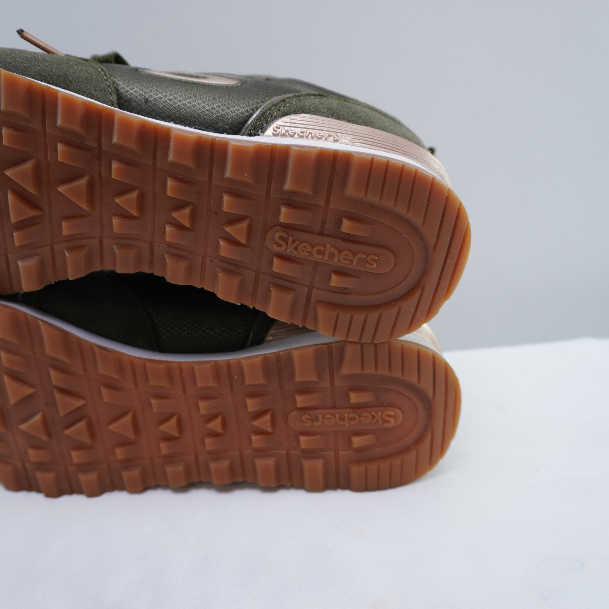 Zapatillas Skechers para Mujer Usadas - Verde, 38.5