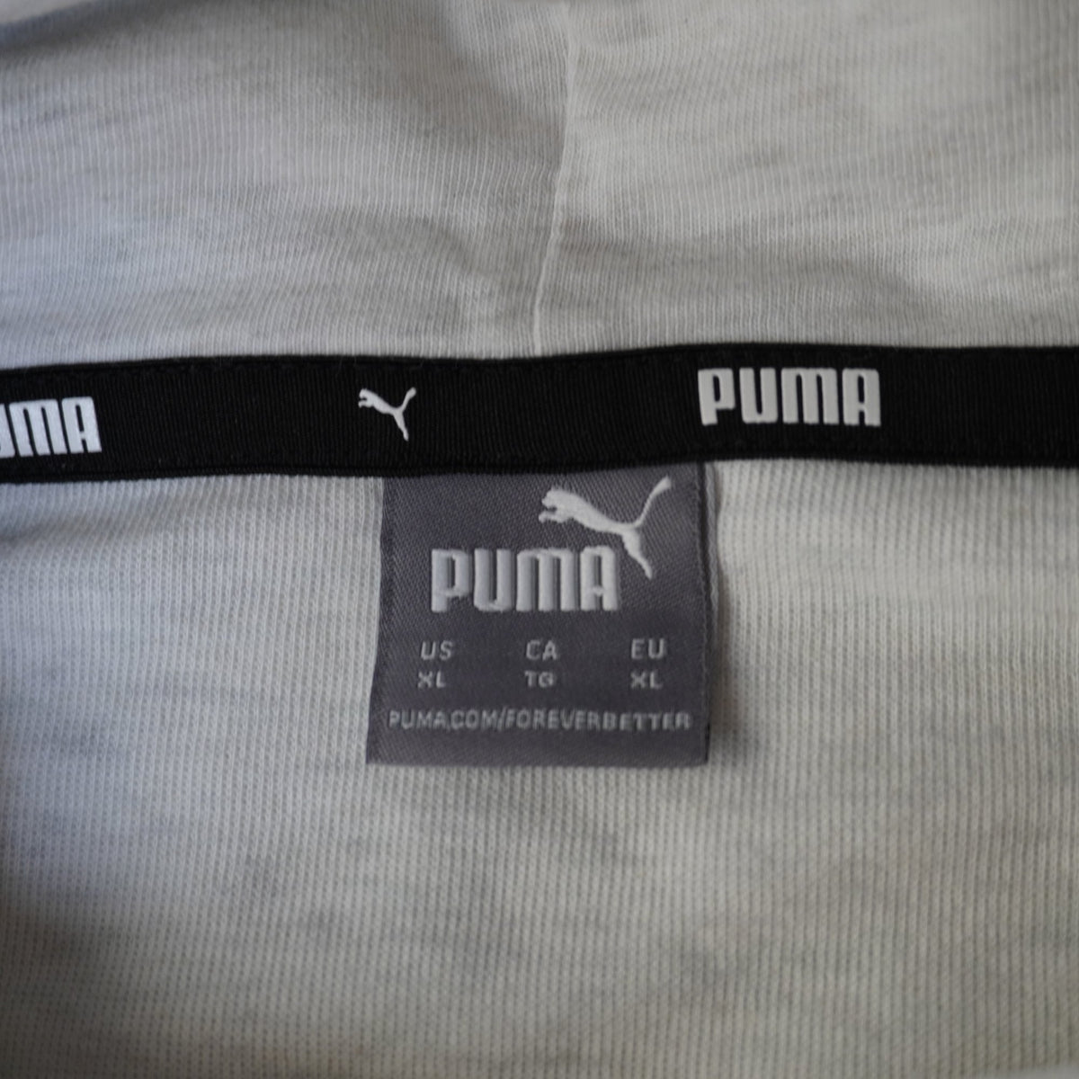 Sudadera con Capucha Puma para Mujer - Blanca, XL, Usada en Muy Buen Estado