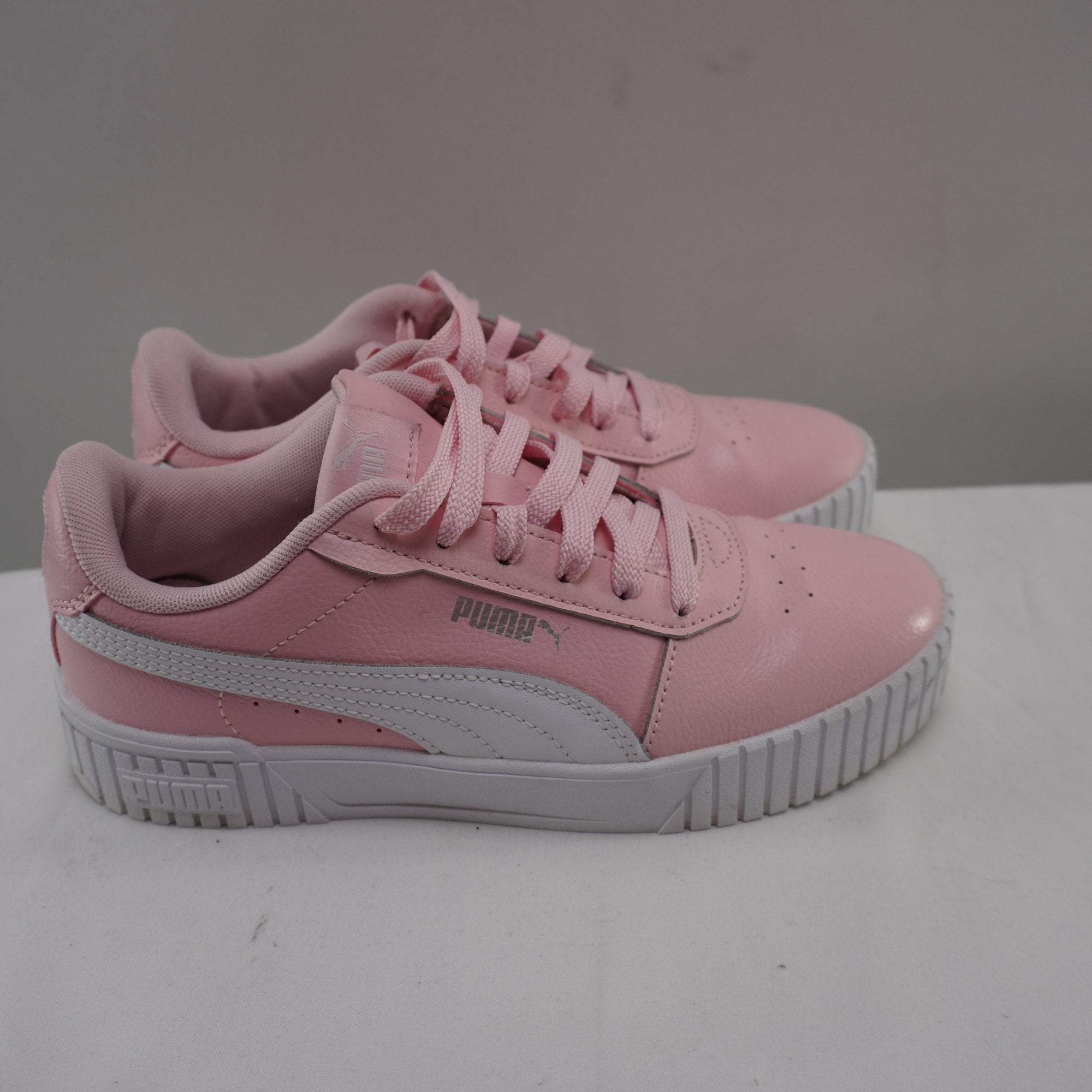 Zapatillas Puma para Mujer Usadas - Rosa, Talla 38
