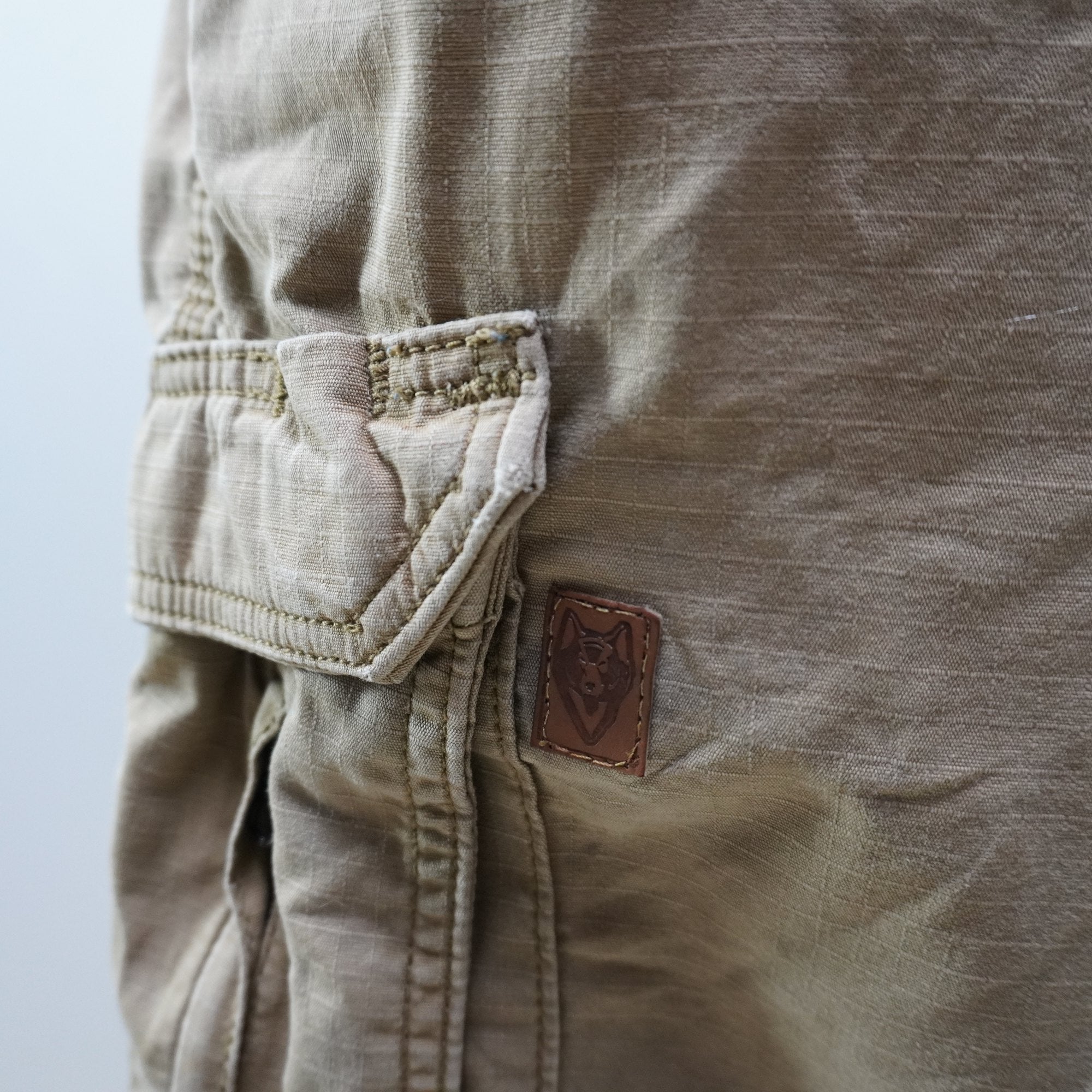 Pantalones Cortos Vaqueros Carhatt para Hombre Usados - Beige, XXL