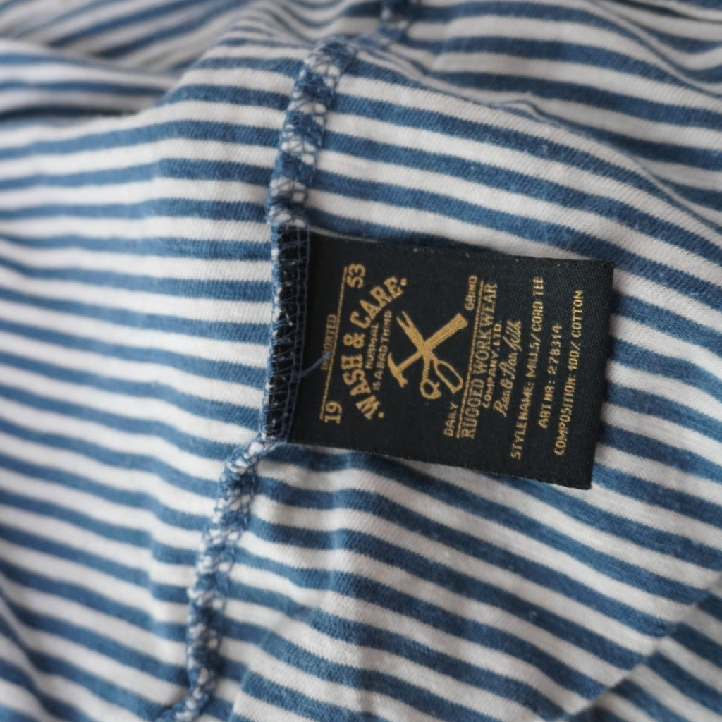 Camiseta de Manga Corta Apparel para Hombre Usada - Azul, L