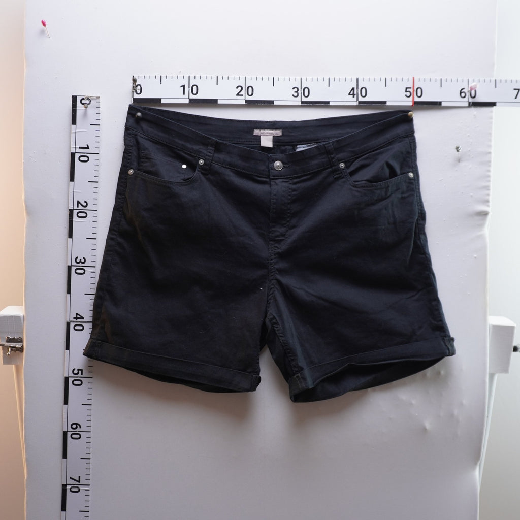 Pantalones Cortos Vaqueros H&M para Mujer Usados - Negro, 4XL