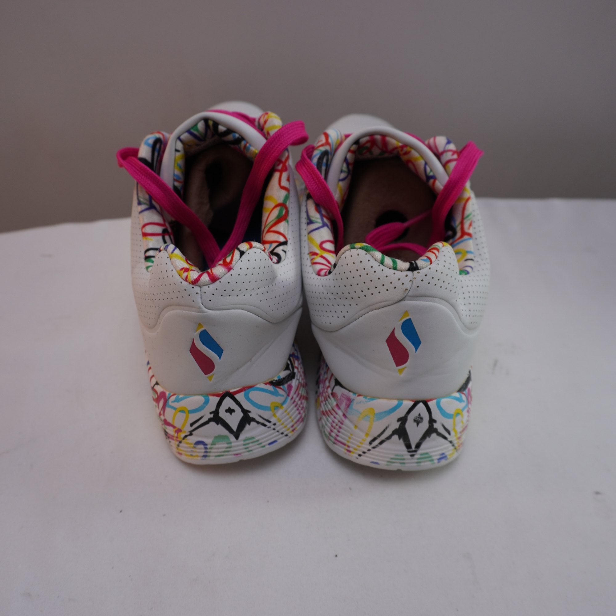 Zapatillas Skechers para Mujer Usadas - Blancas, Talla 39