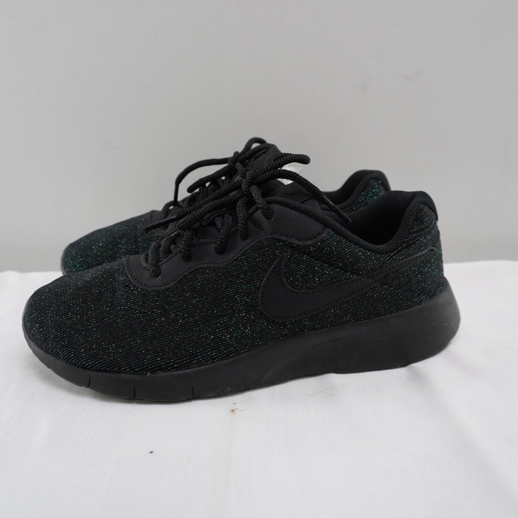 Zapatillas Nike para Mujer Usadas - Negro, Talla 38