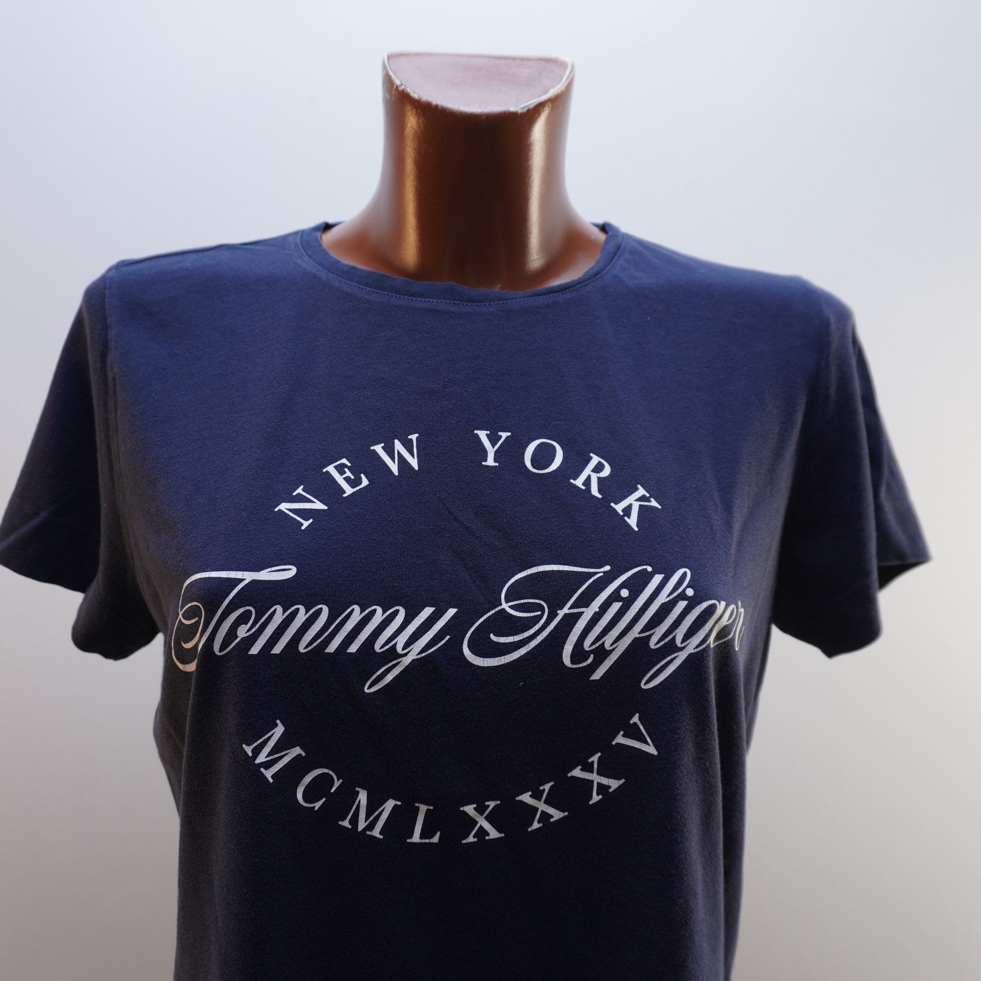 Camiseta de Manga Corta Tommy Hilfiger para Mujer Usada - Azul Marino, L