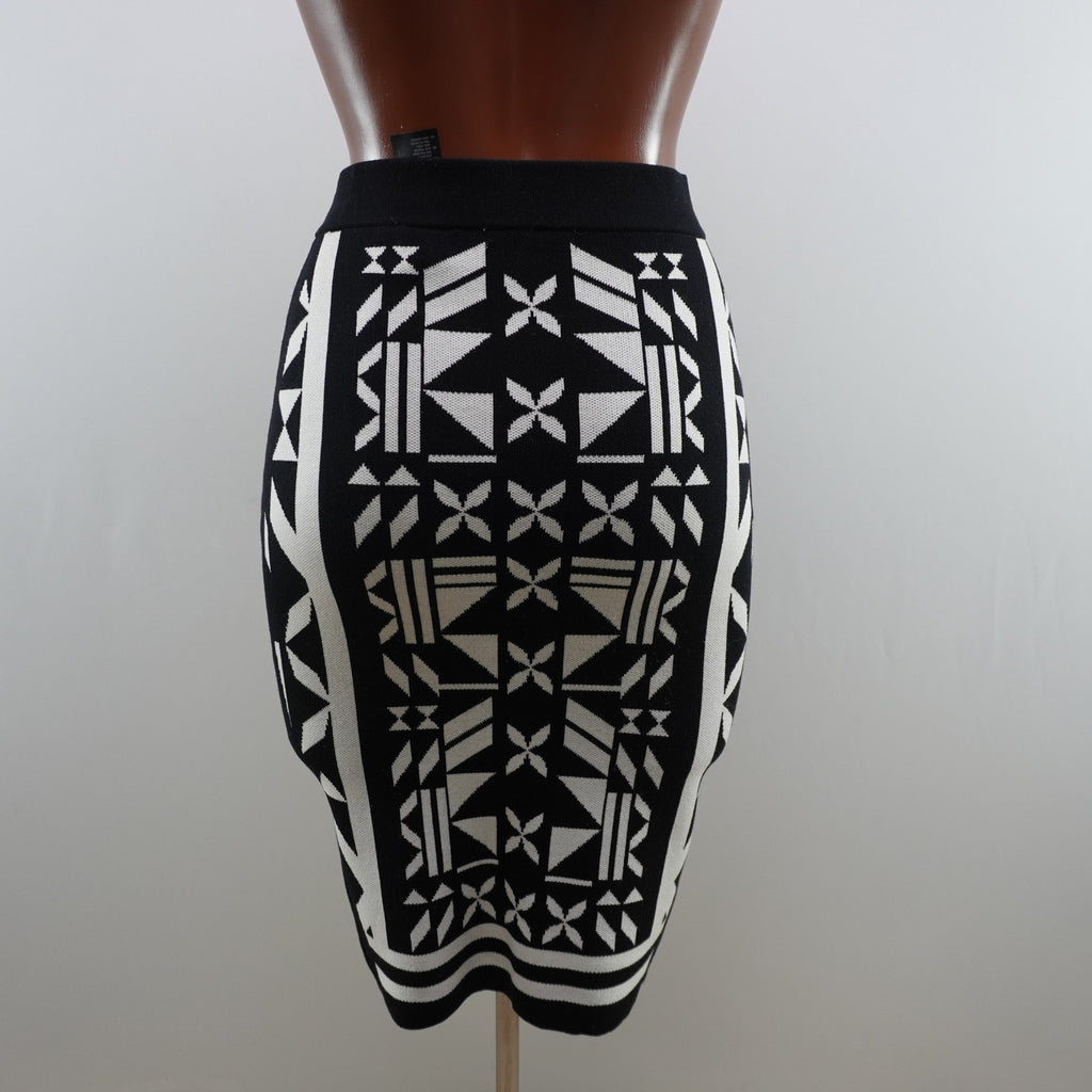 Falda H&M para Mujer Usada - Negra, XS
