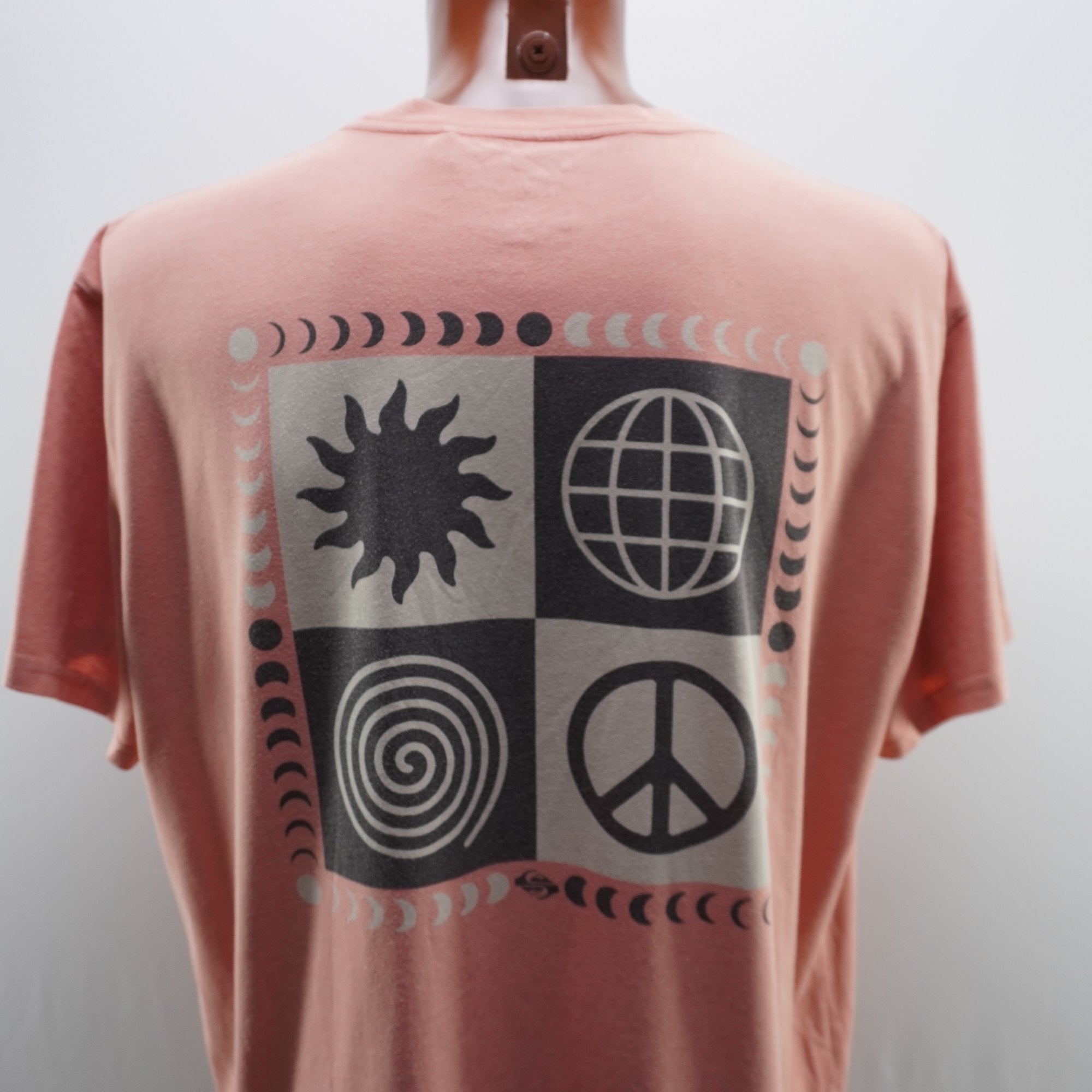 Camiseta de Manga Corta Quiksilver para Hombre Usada - Coral, XL