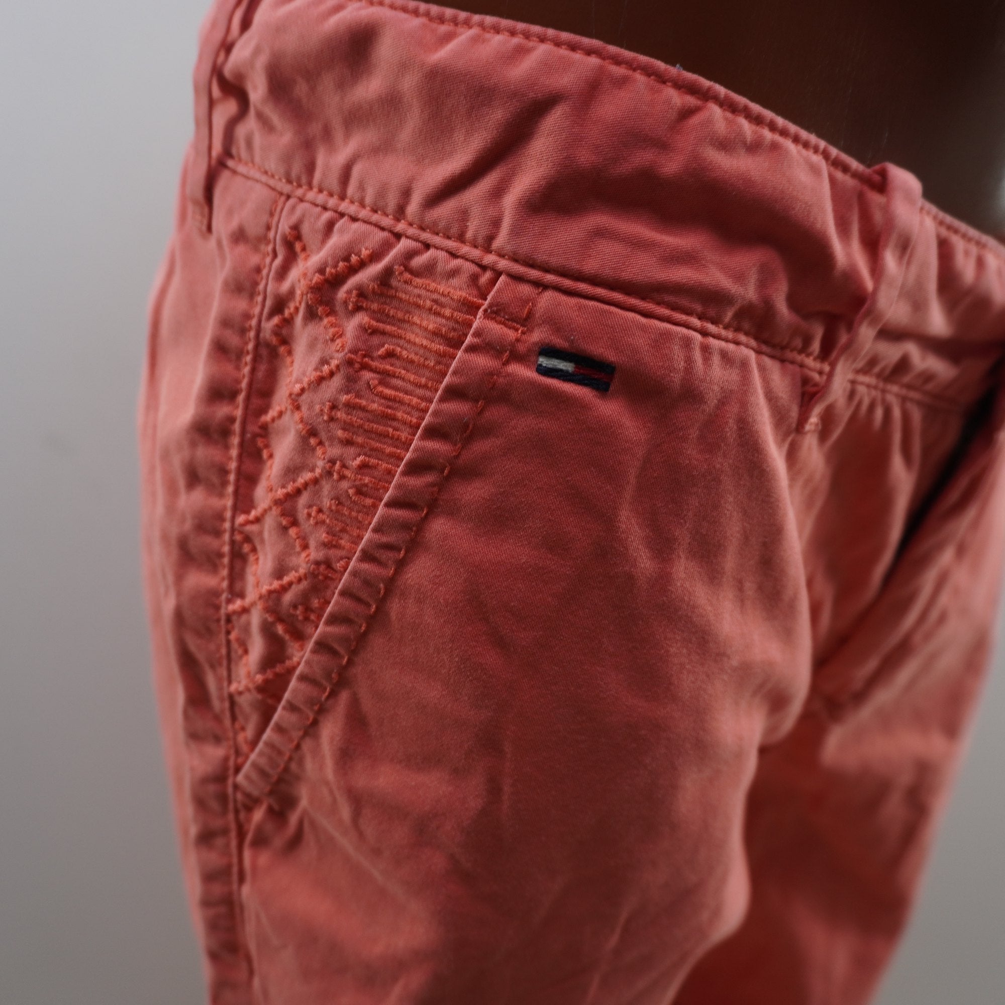 Vaqueros Tommy Hilfiger para Mujer Usados - Rojo, M