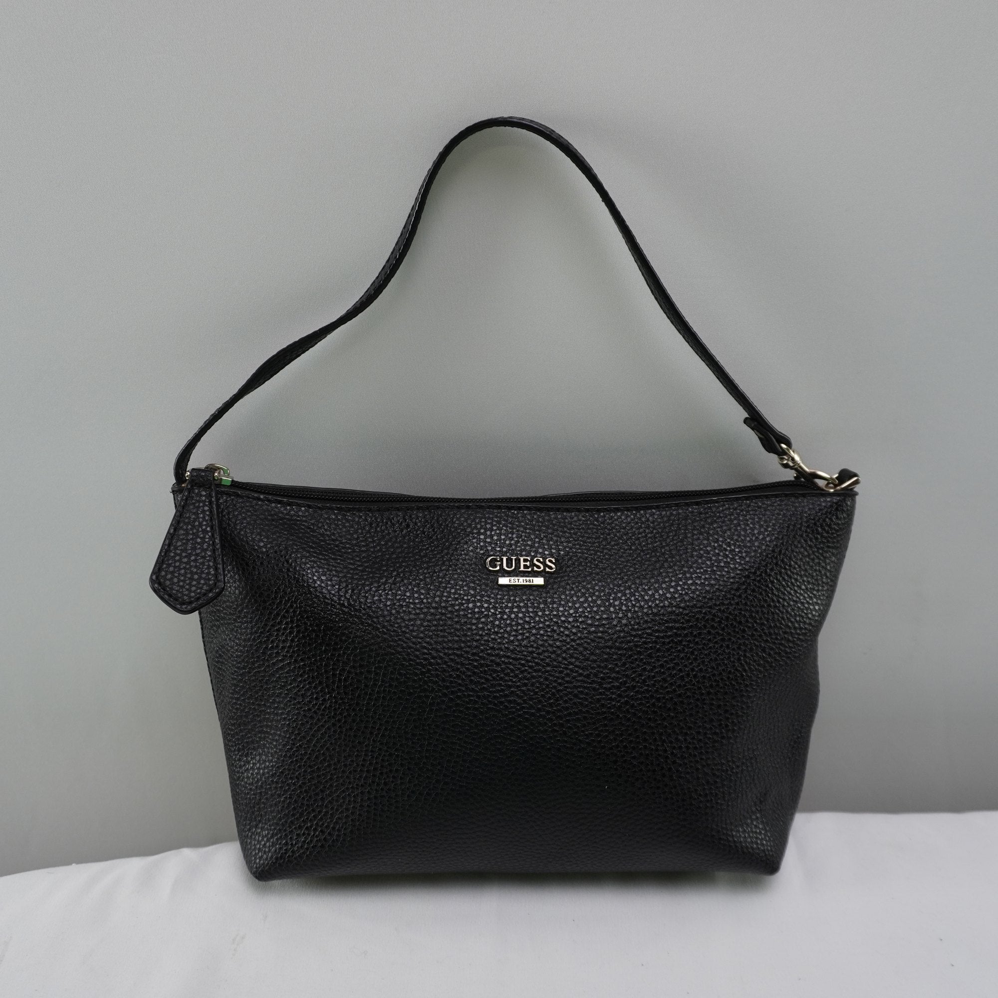 Bolso Baguette Guess para Mujer Usado - Negro, Muy Buen Estado