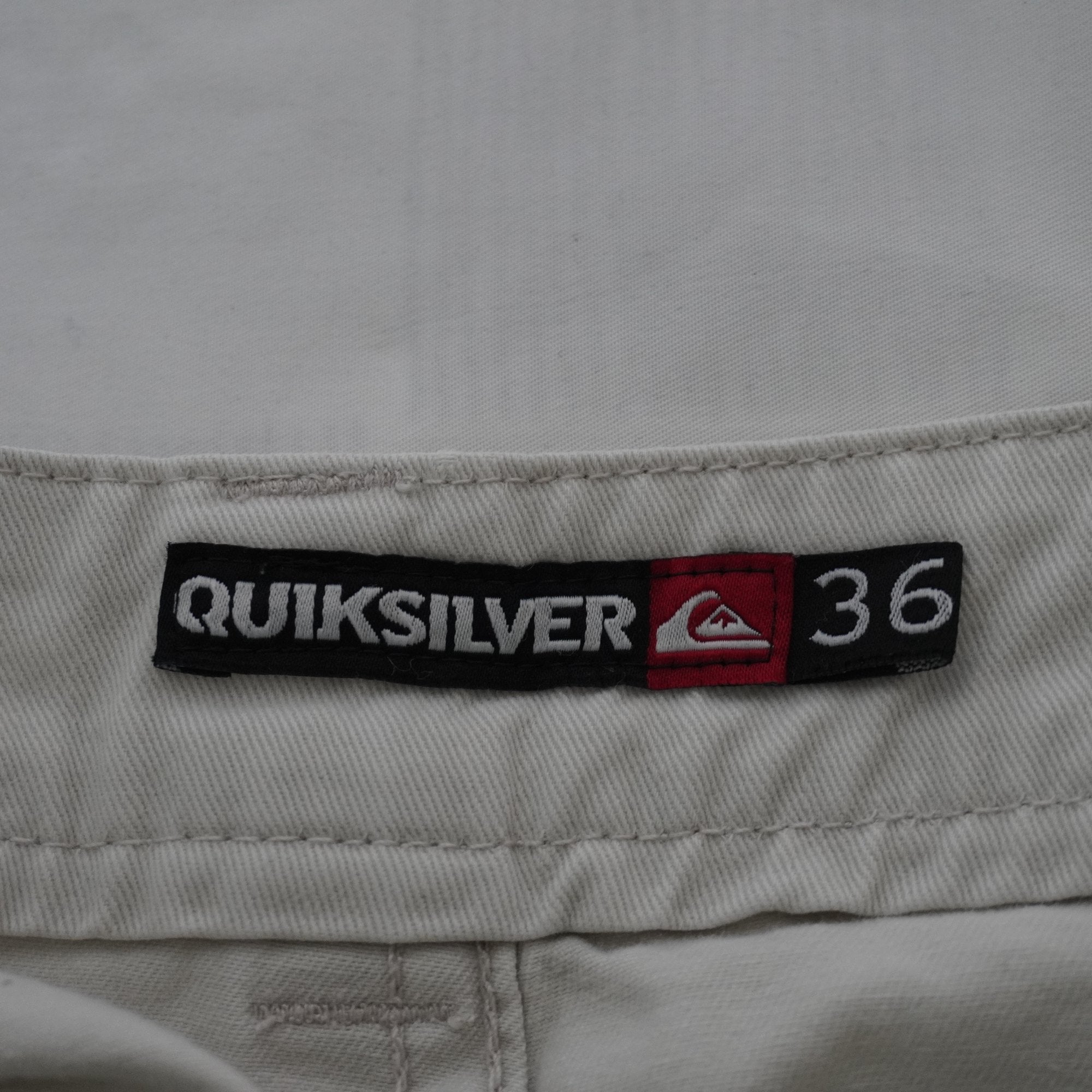 Pantalones Cortos Cargo Quiksilver para Hombre Usados - Beige, XL