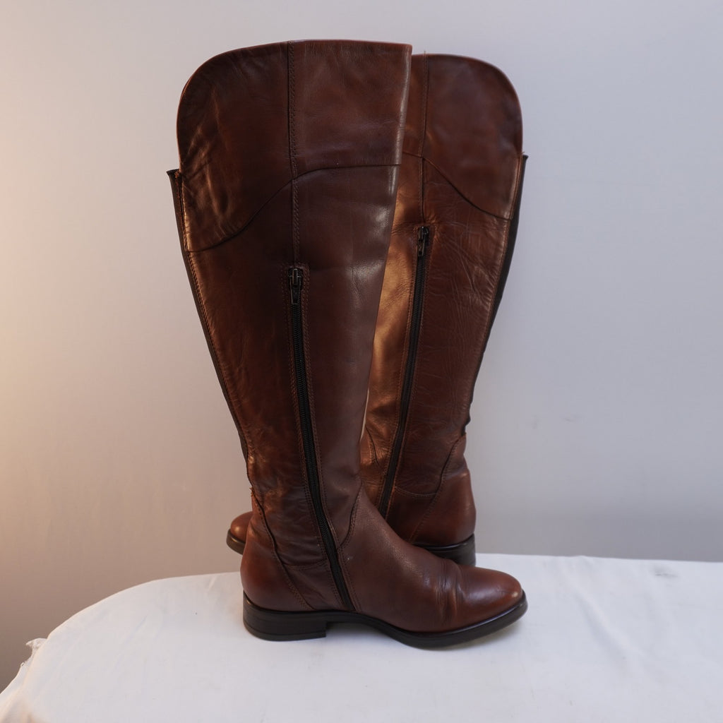 Botas Cellini para Mujer Usadas - Marrón, Talla 39