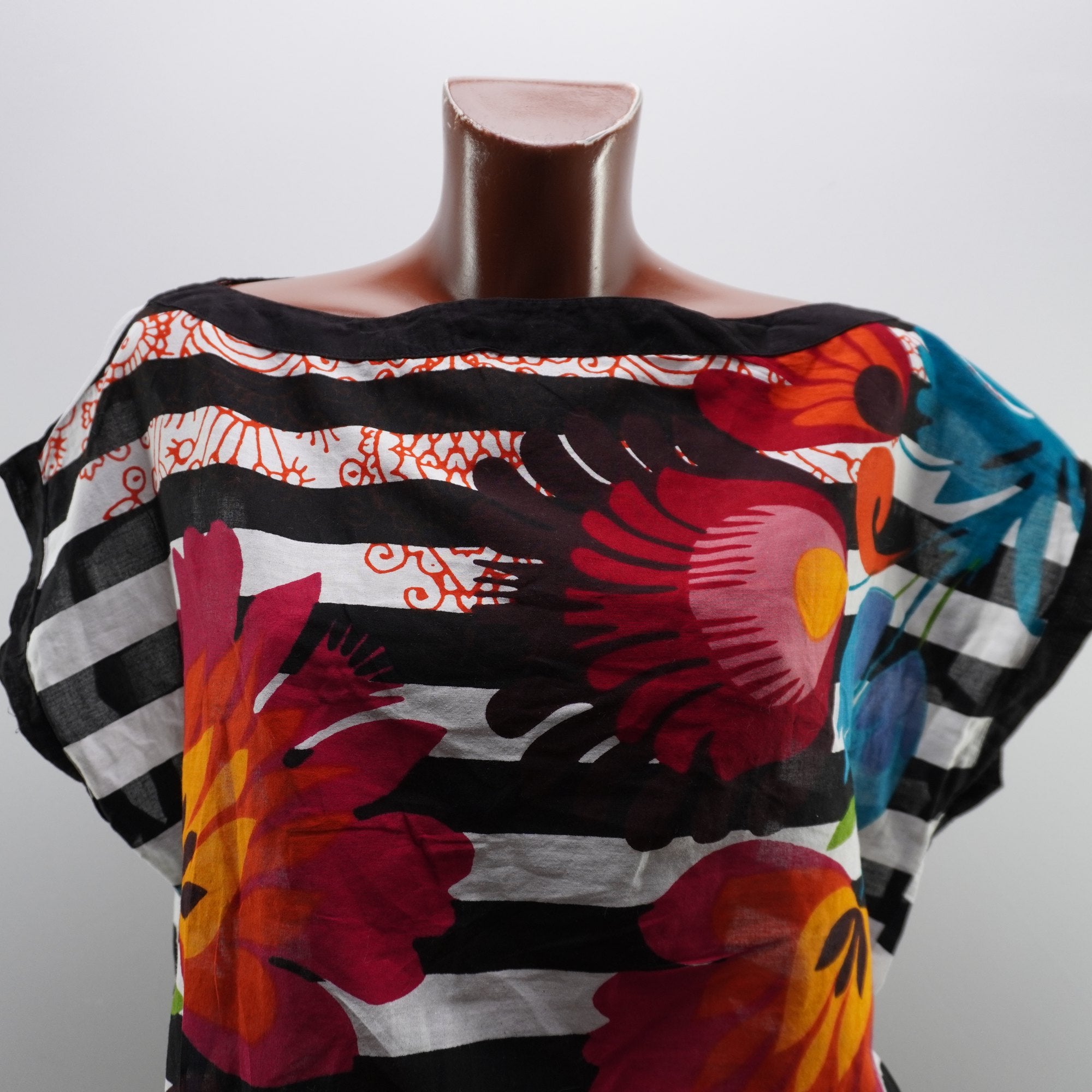 Camiseta Desigual para Mujer Usada - Multicolor, M