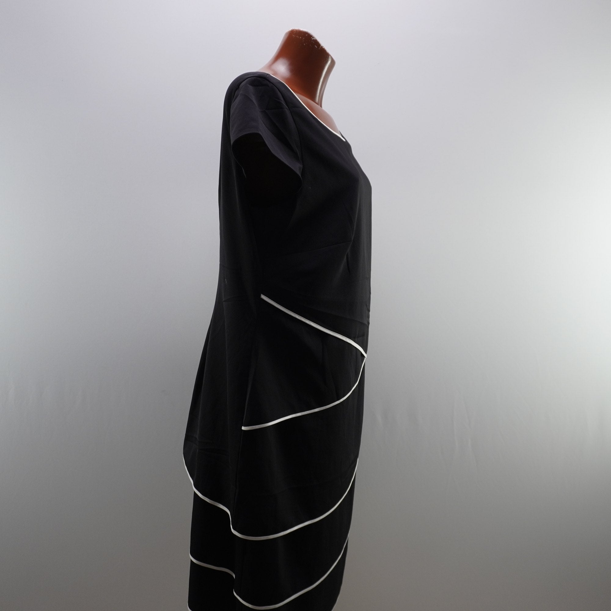 Vestido Vera Mont para Mujer Usado - Negro, XXXL