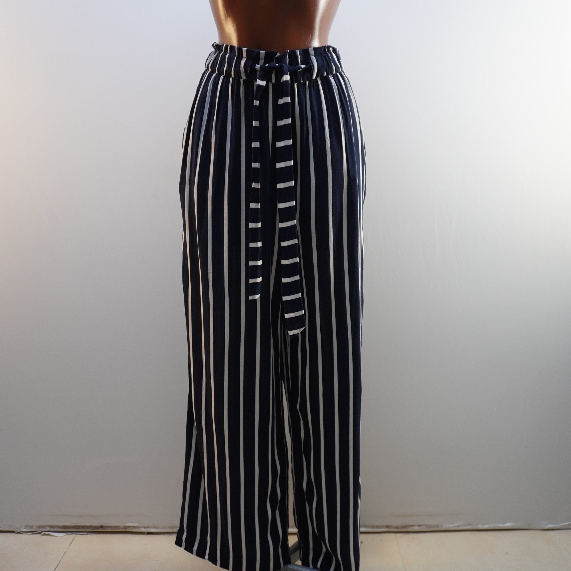 Pantalones Harén H&M para Mujer Usados - Blancos, XXL