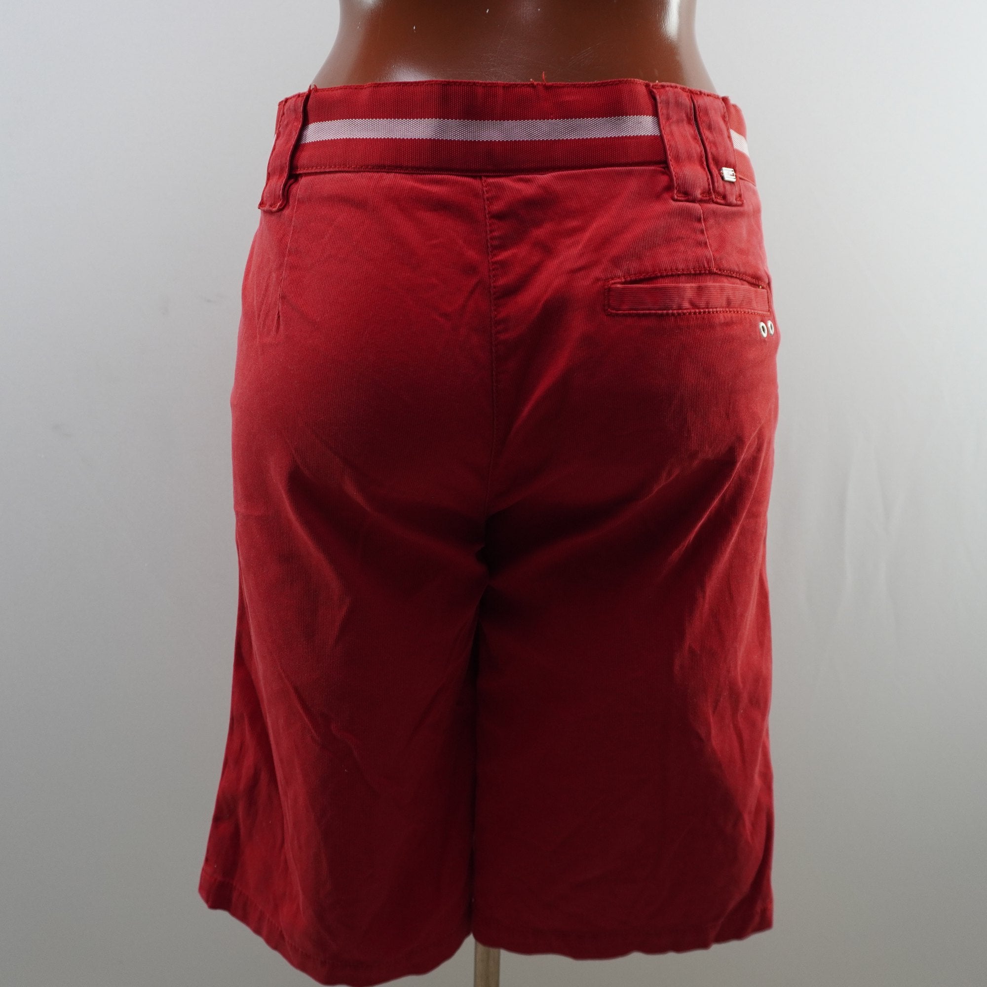 Pantalones Cortos Vaqueros Tommy Hilfiger para Mujer Usados - Rojo, S