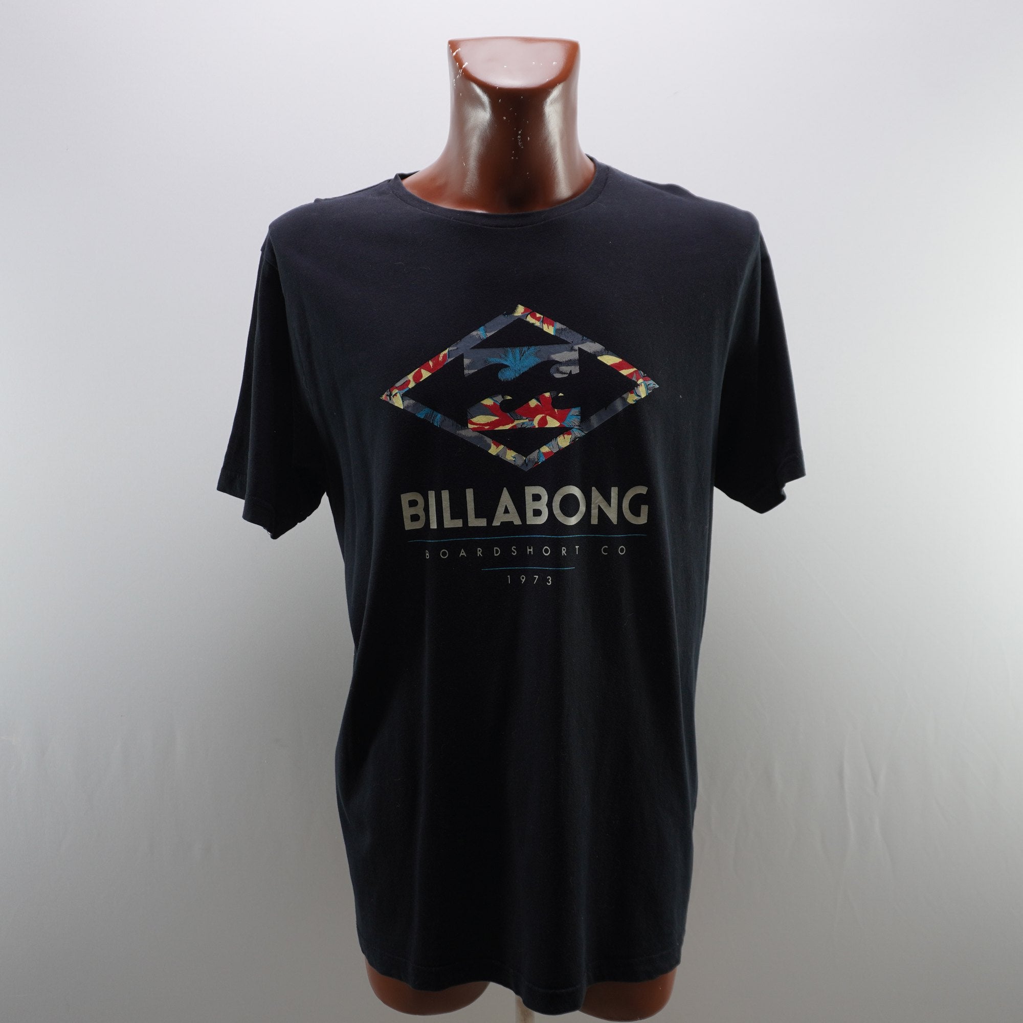 Camiseta de Manga Corta Billabong para Hombre Usada - Negra, XL